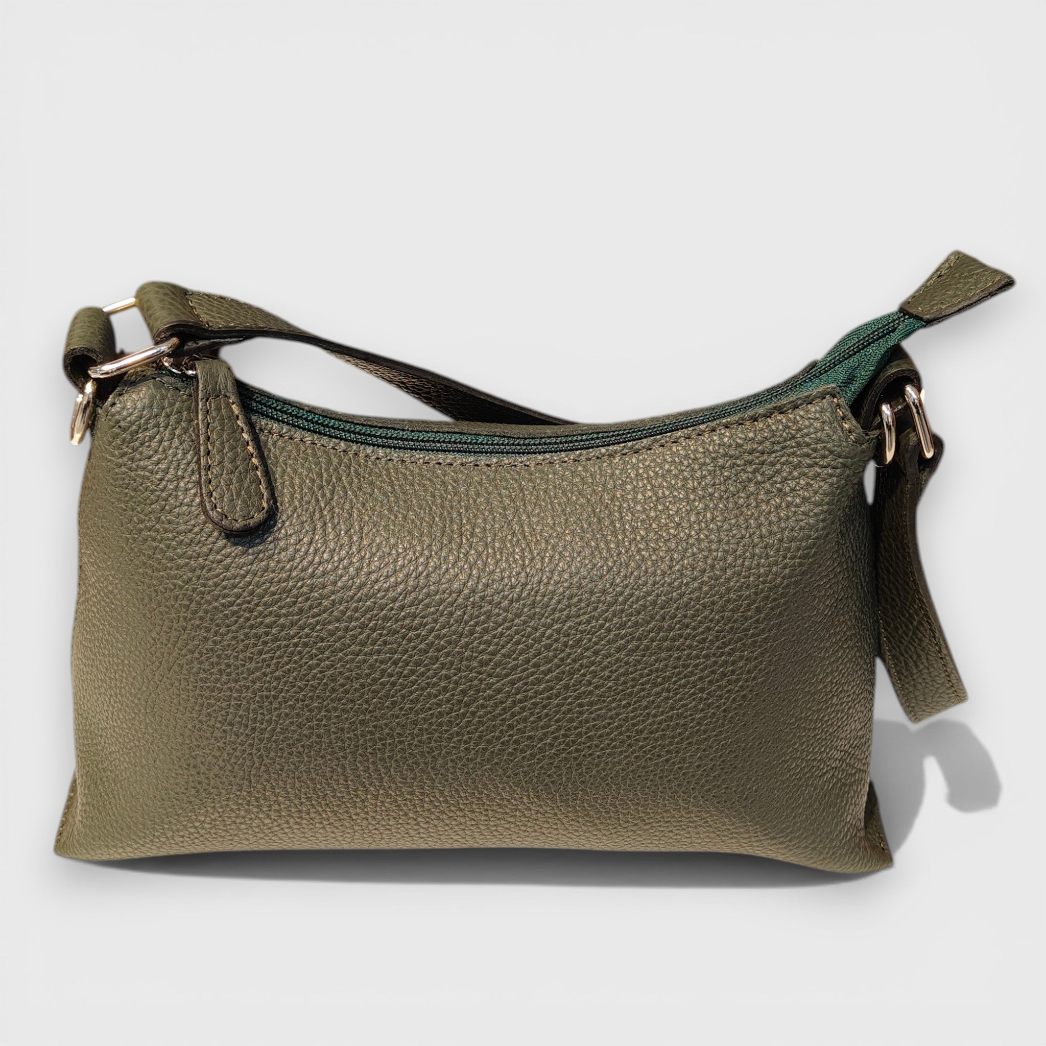 Pelletteria Pelle Nuda Milano, Artigianato Italiano, Vera pelle, Negozio borse donna, Isotta verde