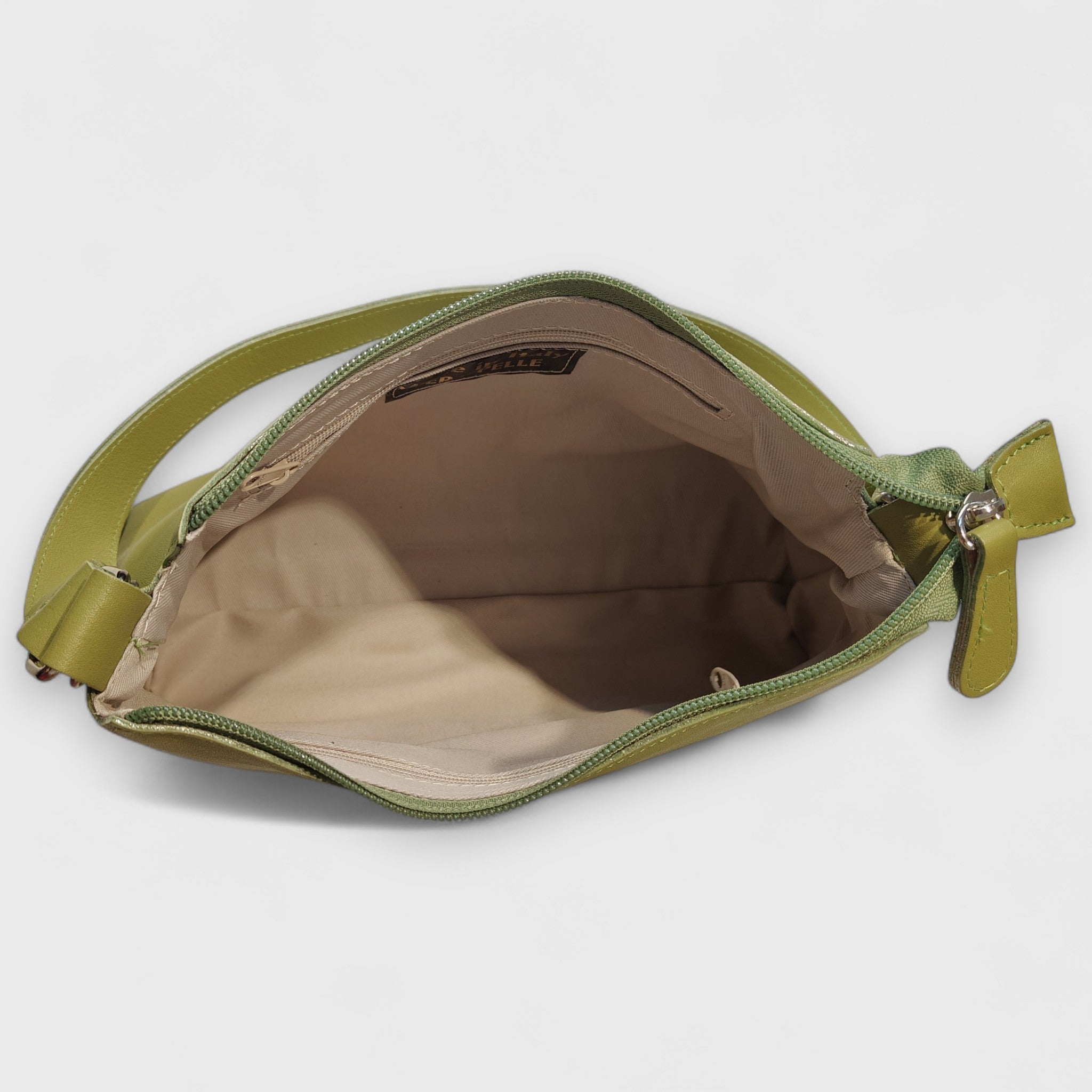 Pelletteria Pelle Nuda Milano, Artigianato italiano, Vera pelle, Negozio borse donna, Isotta verde