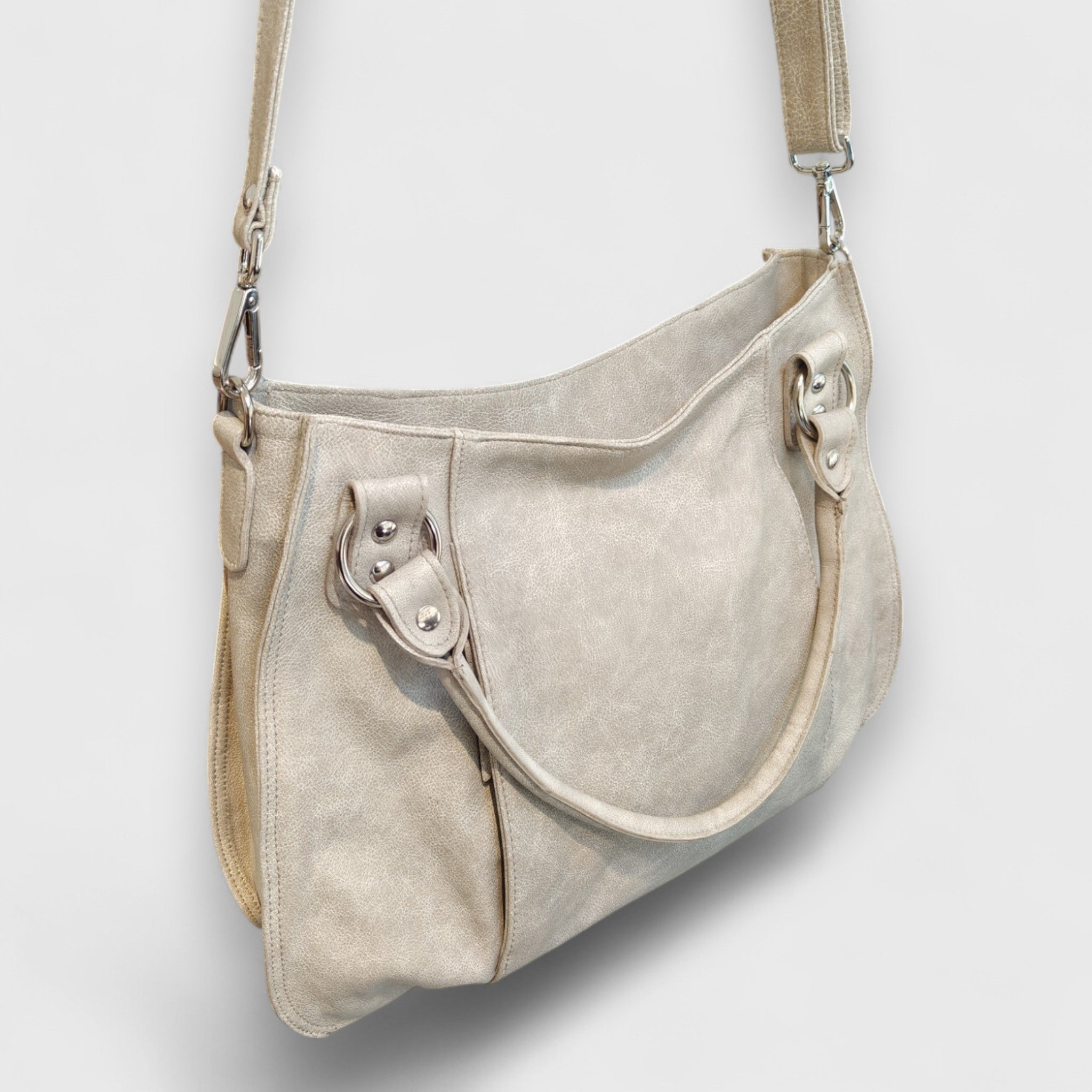 Pelletteria Pelle Nuda Milano, Artigianato Italiano, Vera pelle, Negozio borse donna, Lavinia grigio