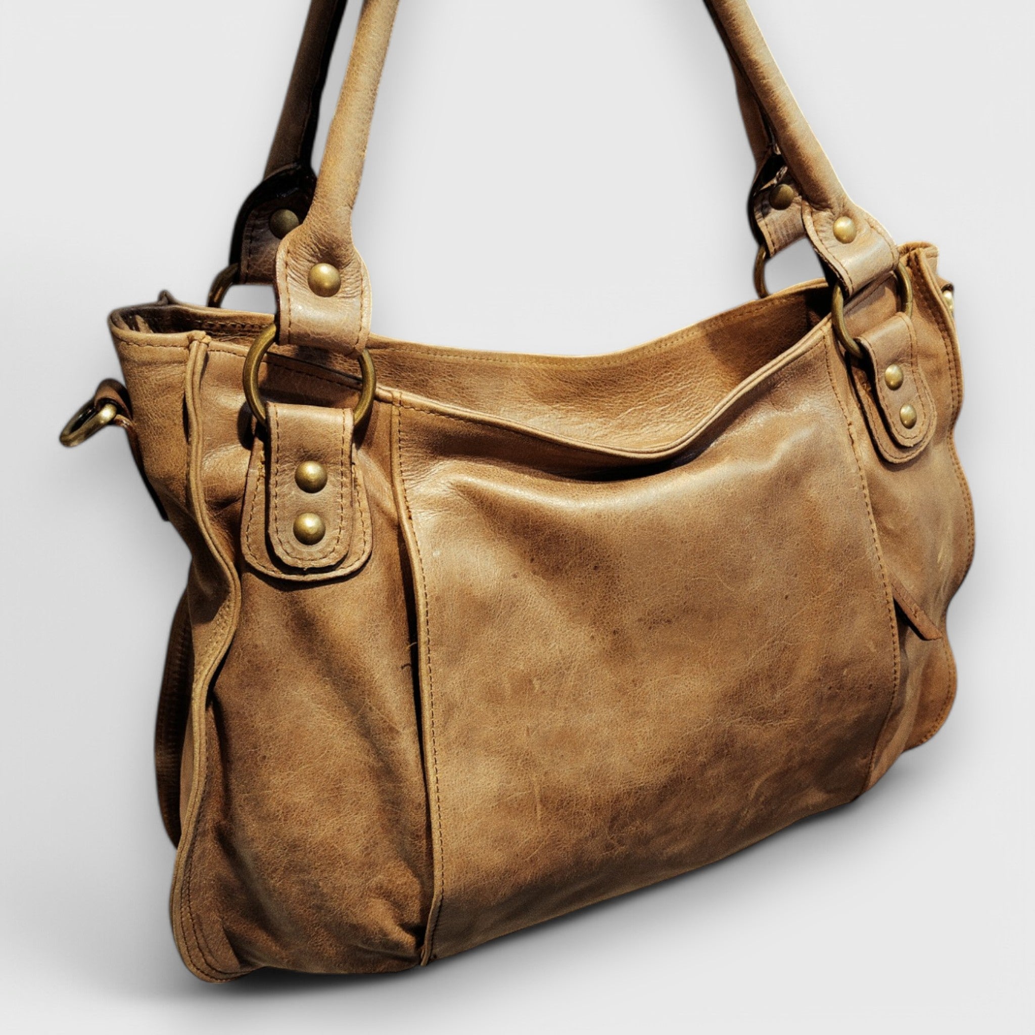 Pelletteria Pelle Nuda Milano, Artigianato Italiano, Vera pelle, Negozio borse donna, Lavinia marrone