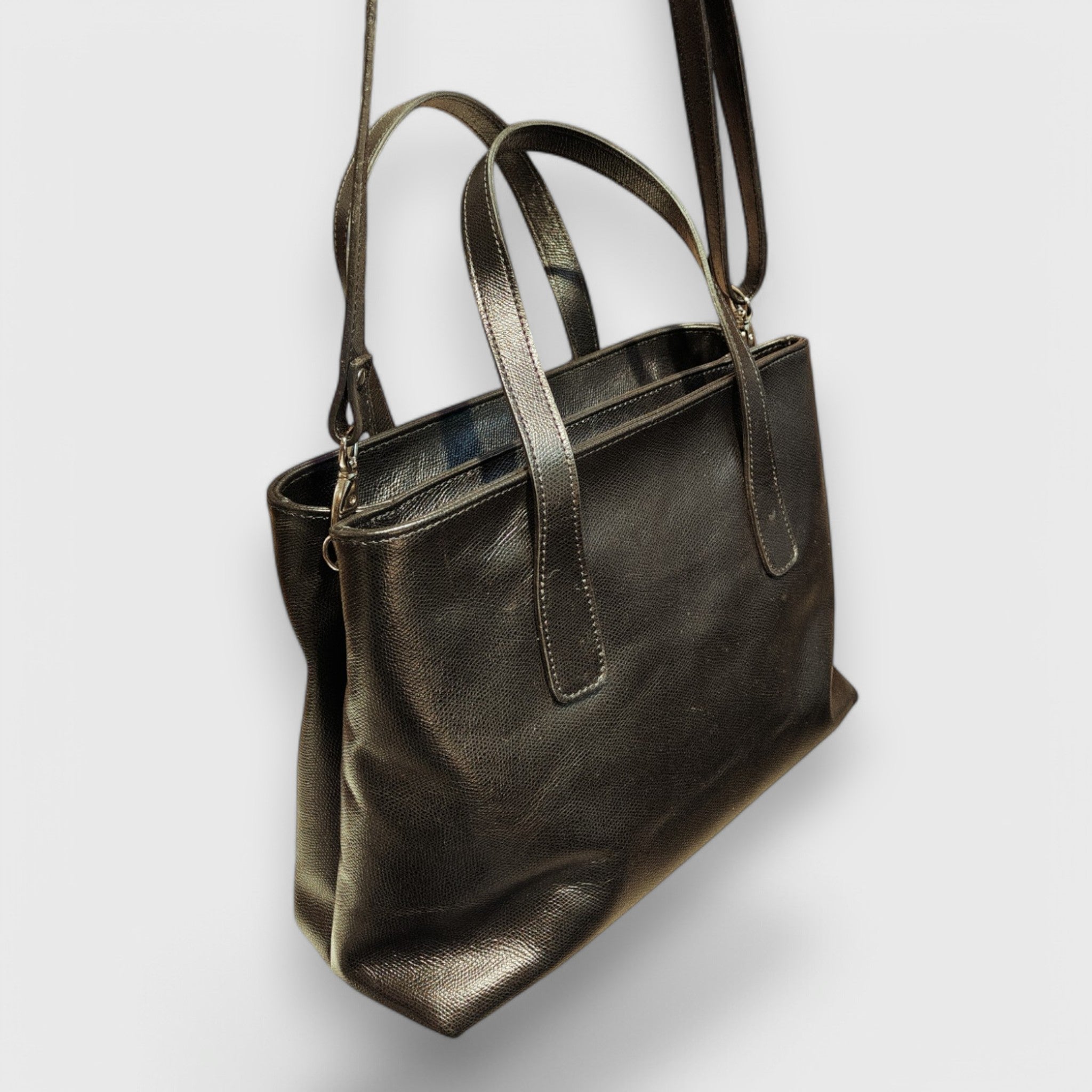Pelletteria Pelle Nuda Milano, Artigianato Italiano, vera pelle, Negozio borse donna, Linda nero