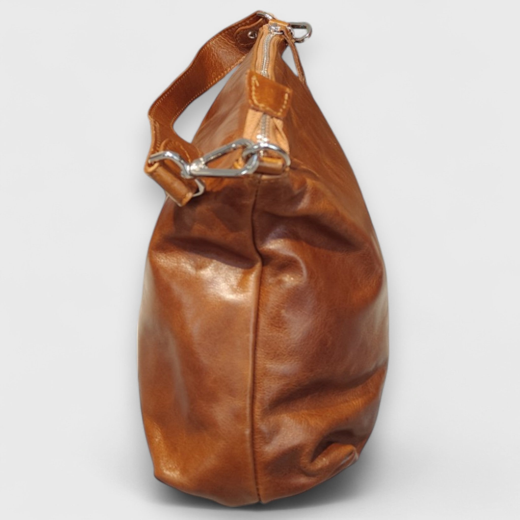 Pelletteria Pelle Nuda Milano, Artigianato Italiano, Vera Pelle, Negozio borse donna, Lorenza marrone chiaro