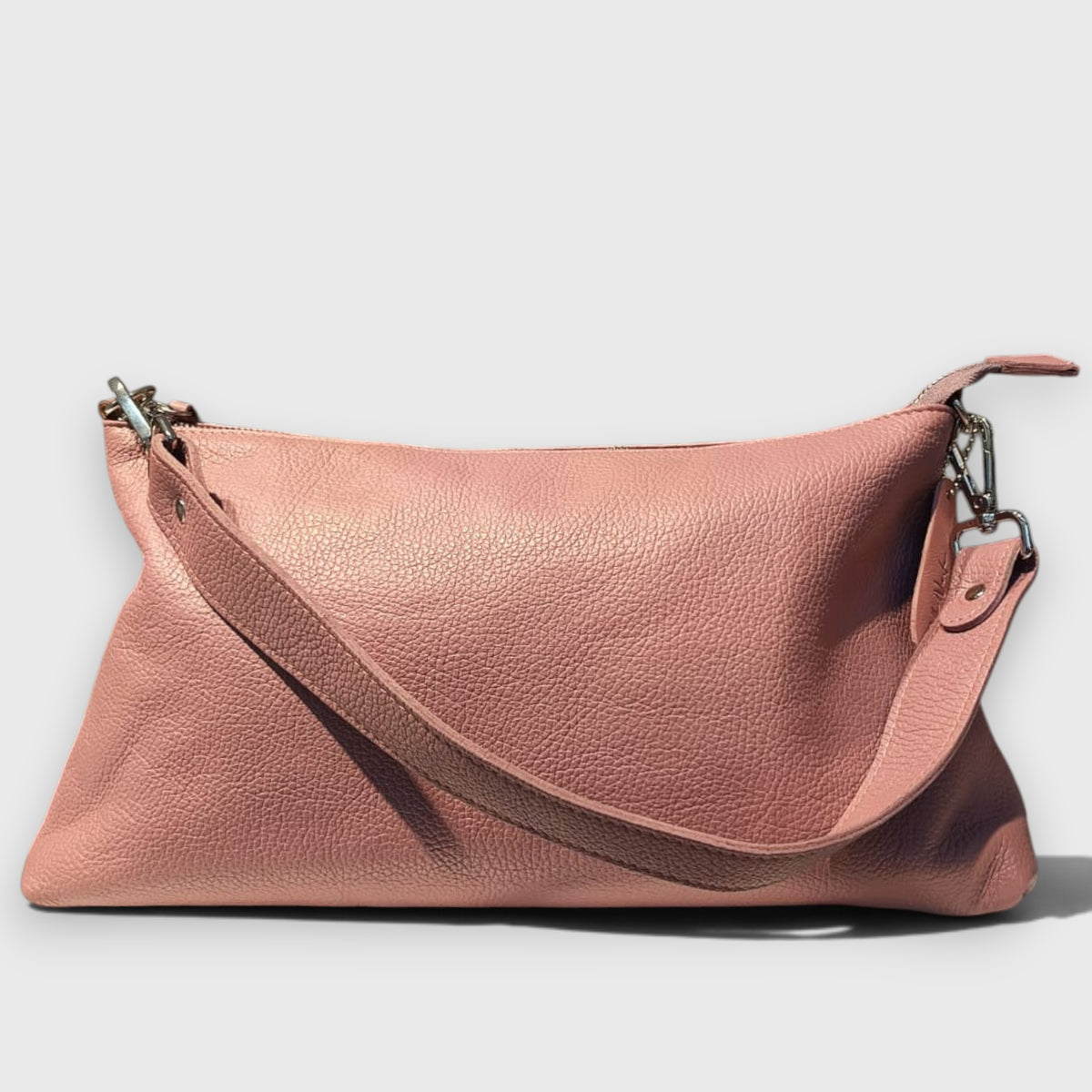 Pelletteria Pelle Nuda Milano, Vera pelle Italiana, Negozio borse donna, Lorenza rosa