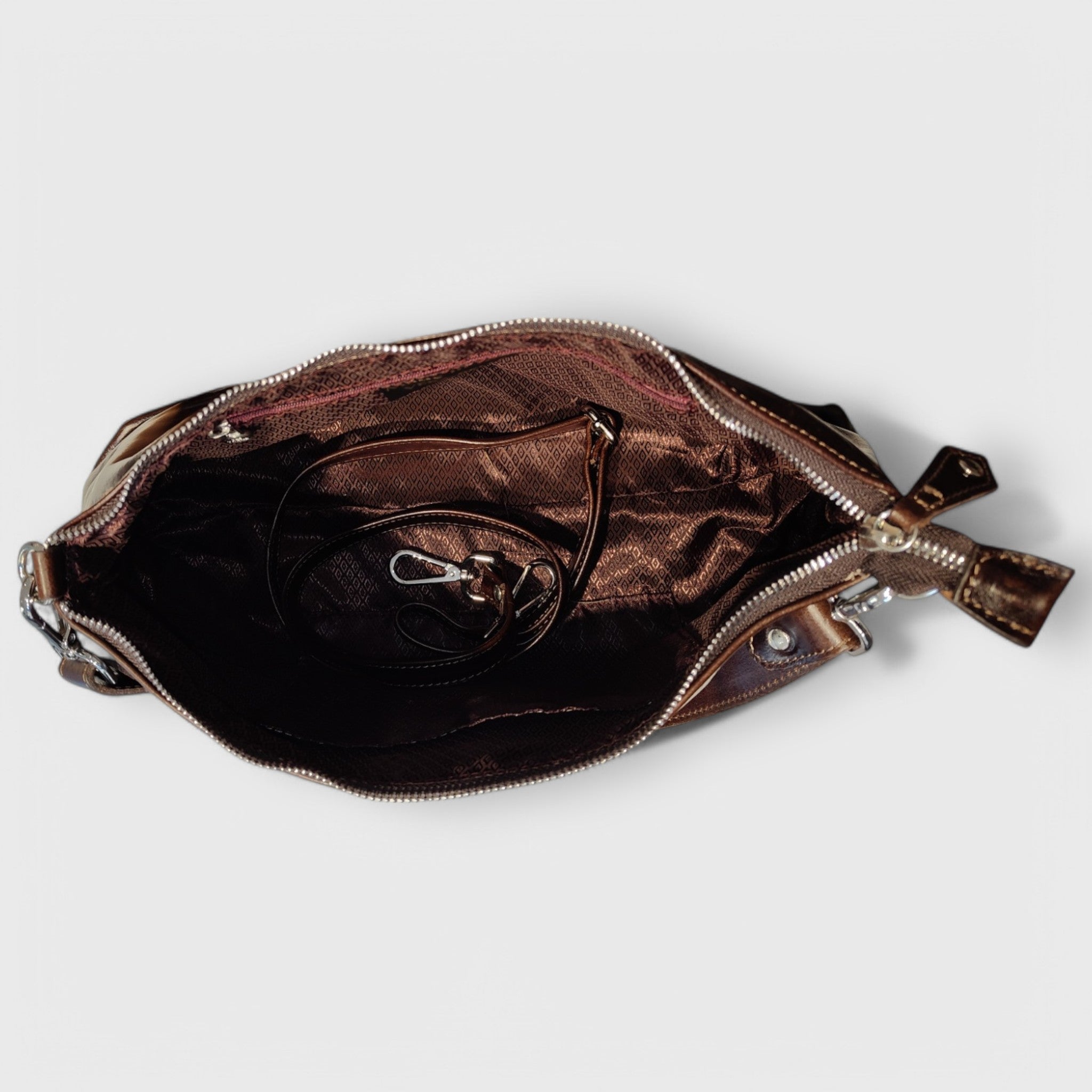 Pelletteria Pelle Nuda Milano, Artigianato Italiano, Vera pelle, Negozio Borse donna, Lorenza testa di moro