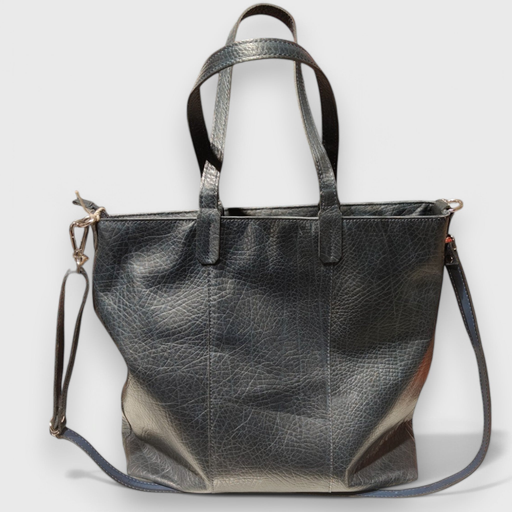 Pelletteria Pelle Nuda Milano, Artigianato Italiano, Vera Pelle, Negozio Borse donna, Loris blu
