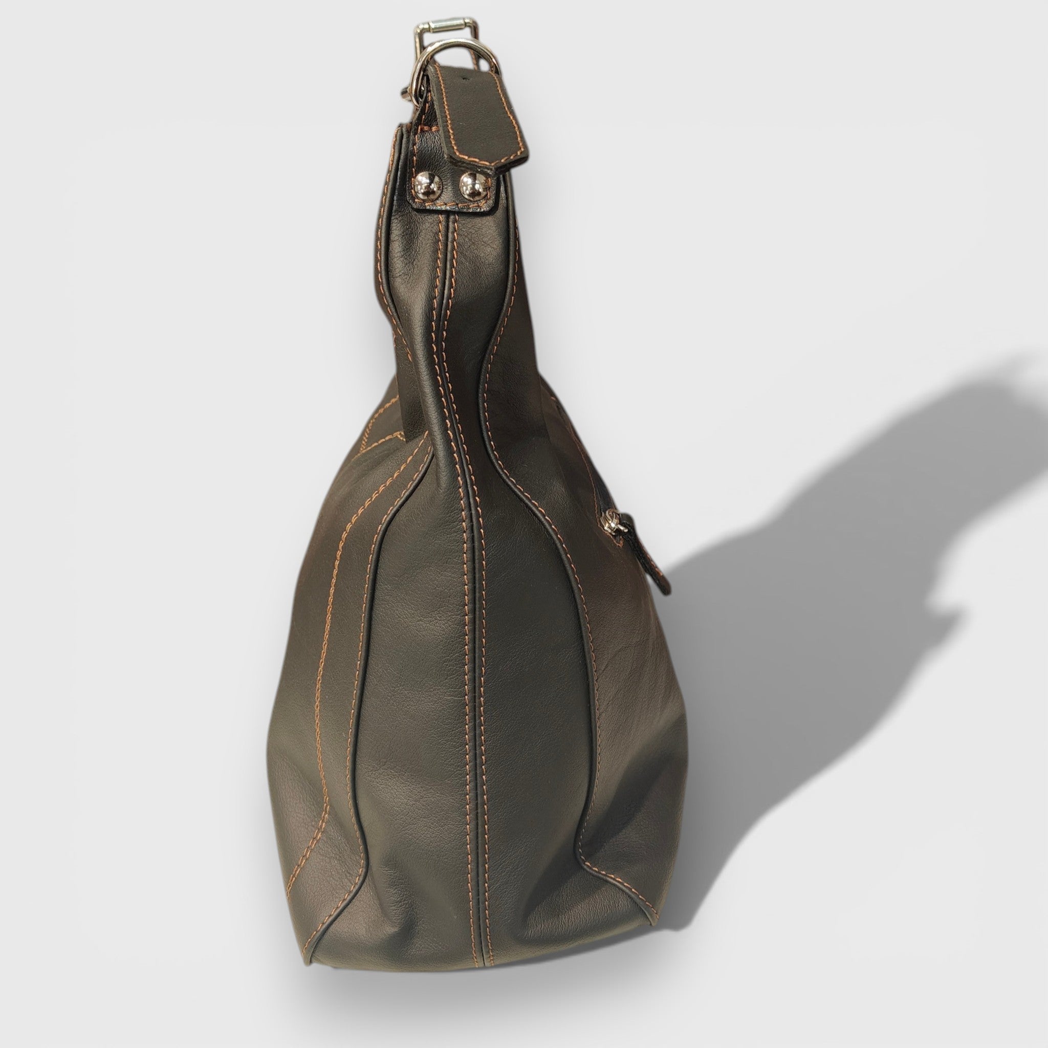 Pelletteria Pelle Nuda Milano, Artigianato Italiano, Vera pelle, Negozio borse donna, Mara nero