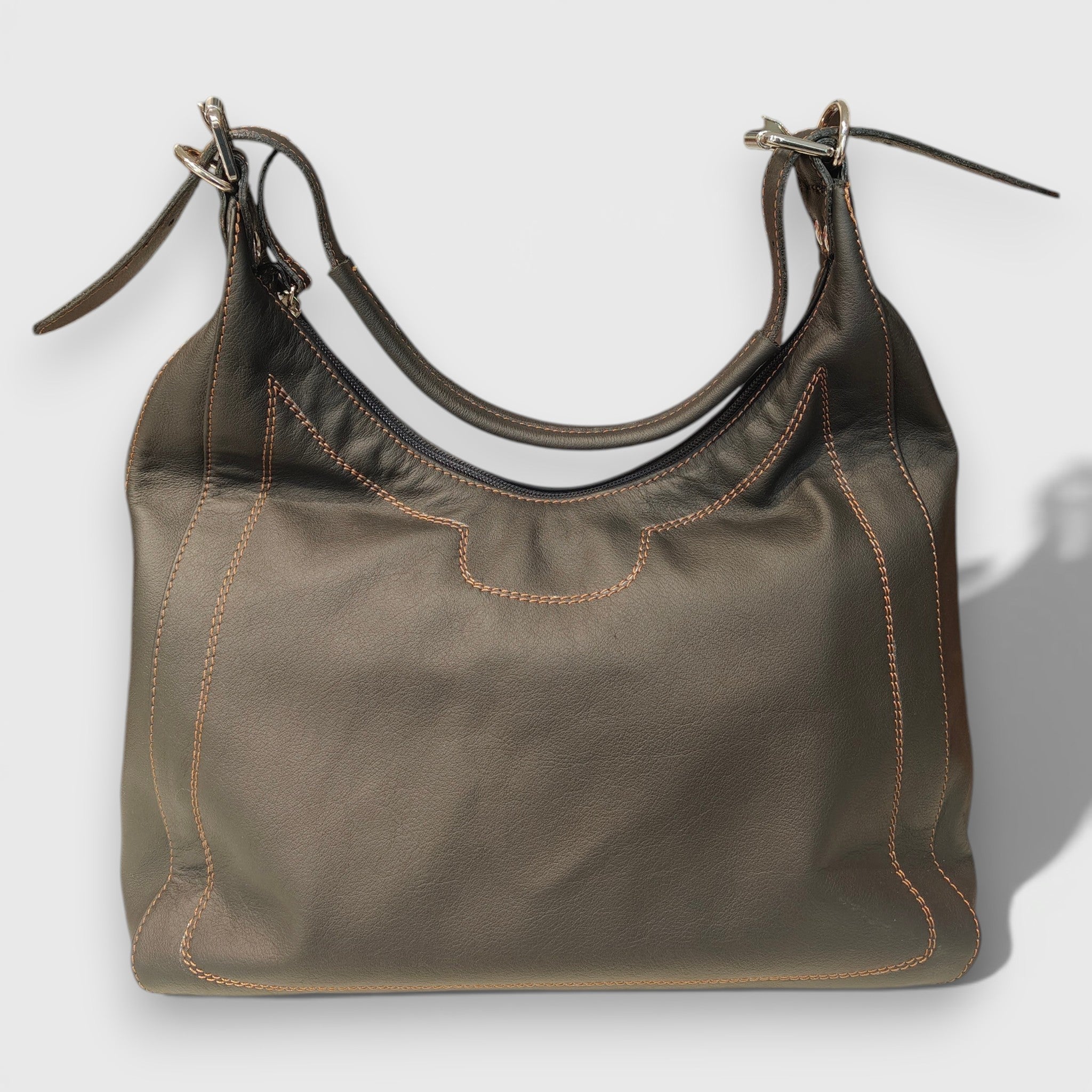 Pelletteria Pelle Nuda Milano, Artigianato Italiano, Vera pelle, Negozio borse donna, Mara nero