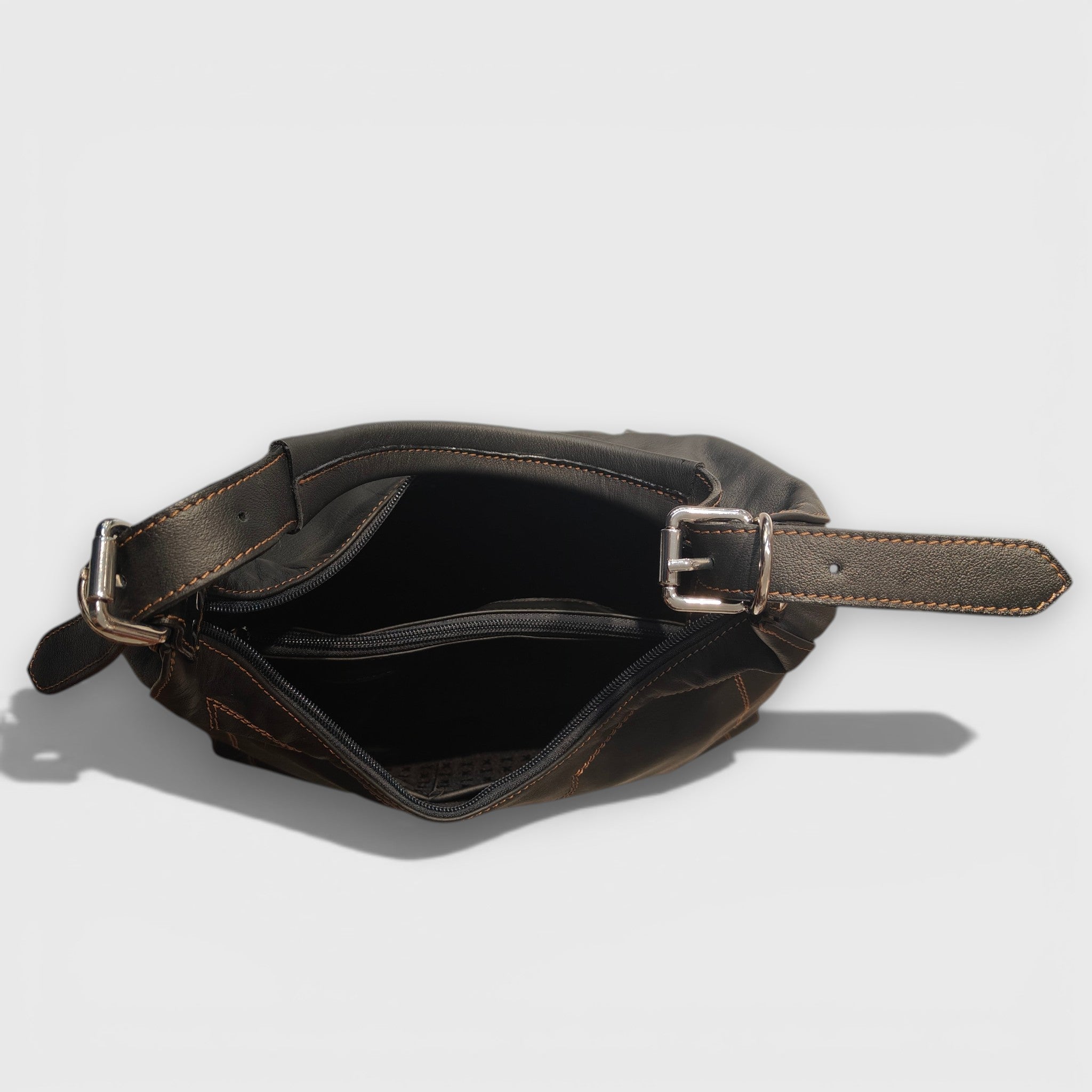 Pelletteria Pelle Nuda Milano, Artigianato Italiano, Vera pelle, Negozio borse donna, Mara nero