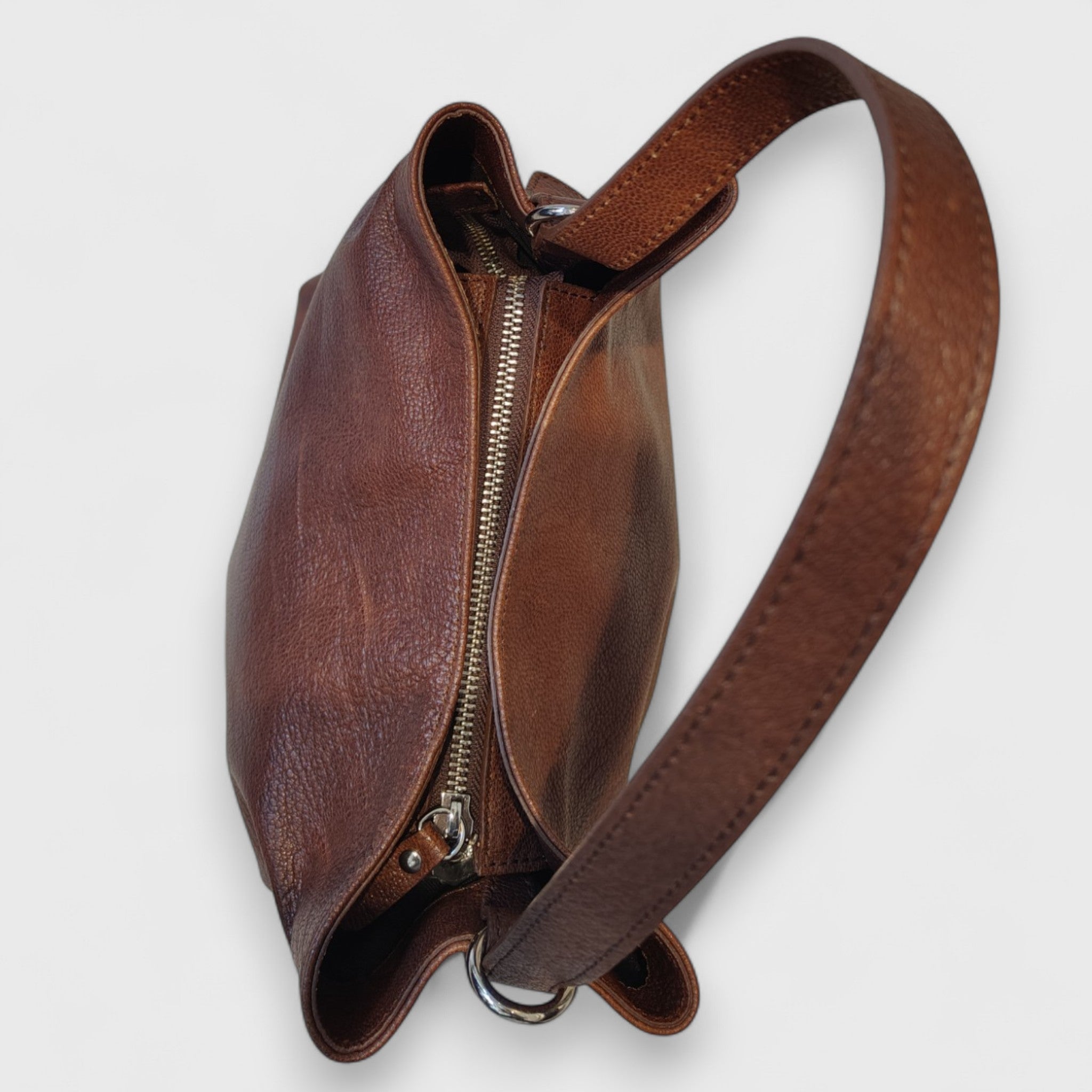 Pelletteria Pelle Nuda Milano, Artigianato italiano, Vera Pelle, Negozio borse donna, Matilde marrone