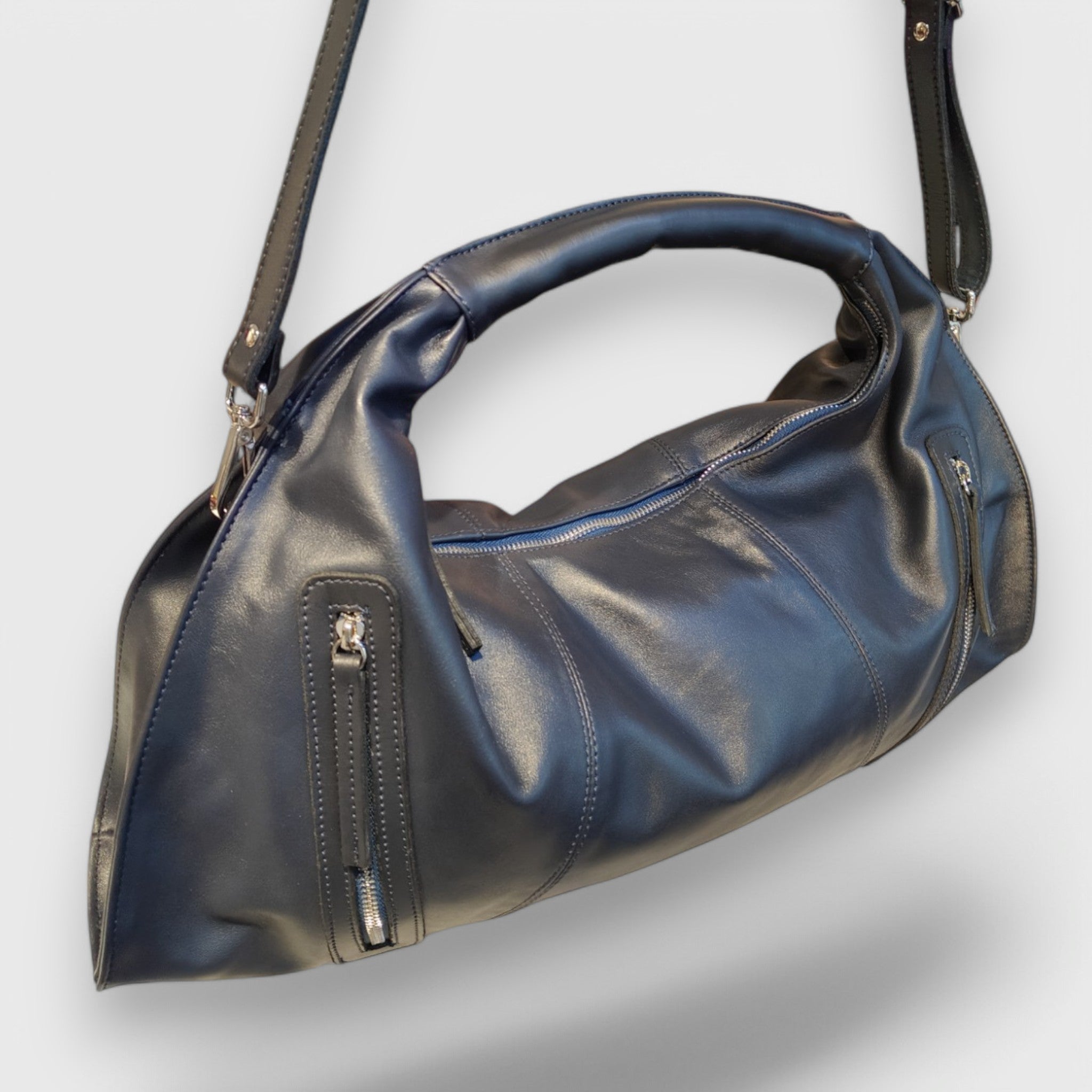 Pelletteria Pelle Nuda Milano, Artigianato Italiano, vera pelle, Negozio borse donna, Melisa blu