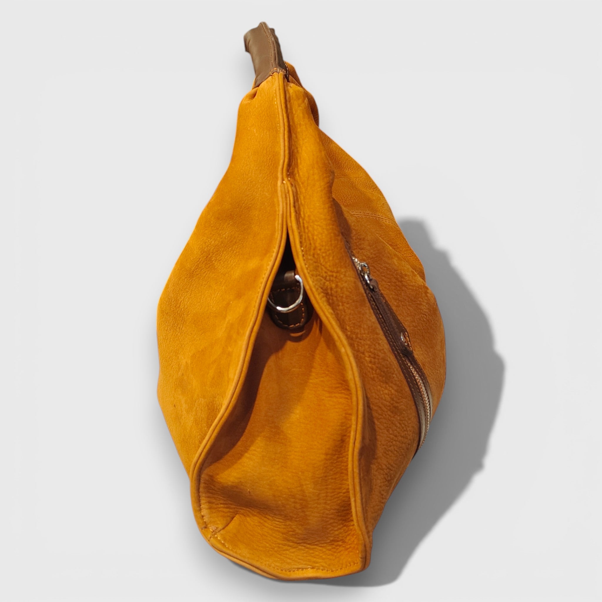 Pelletteria Pelle Nuda Milano, Artigianato Italiano, Vera pelle, Negozio borse donna, Melisa in nabuk marrone