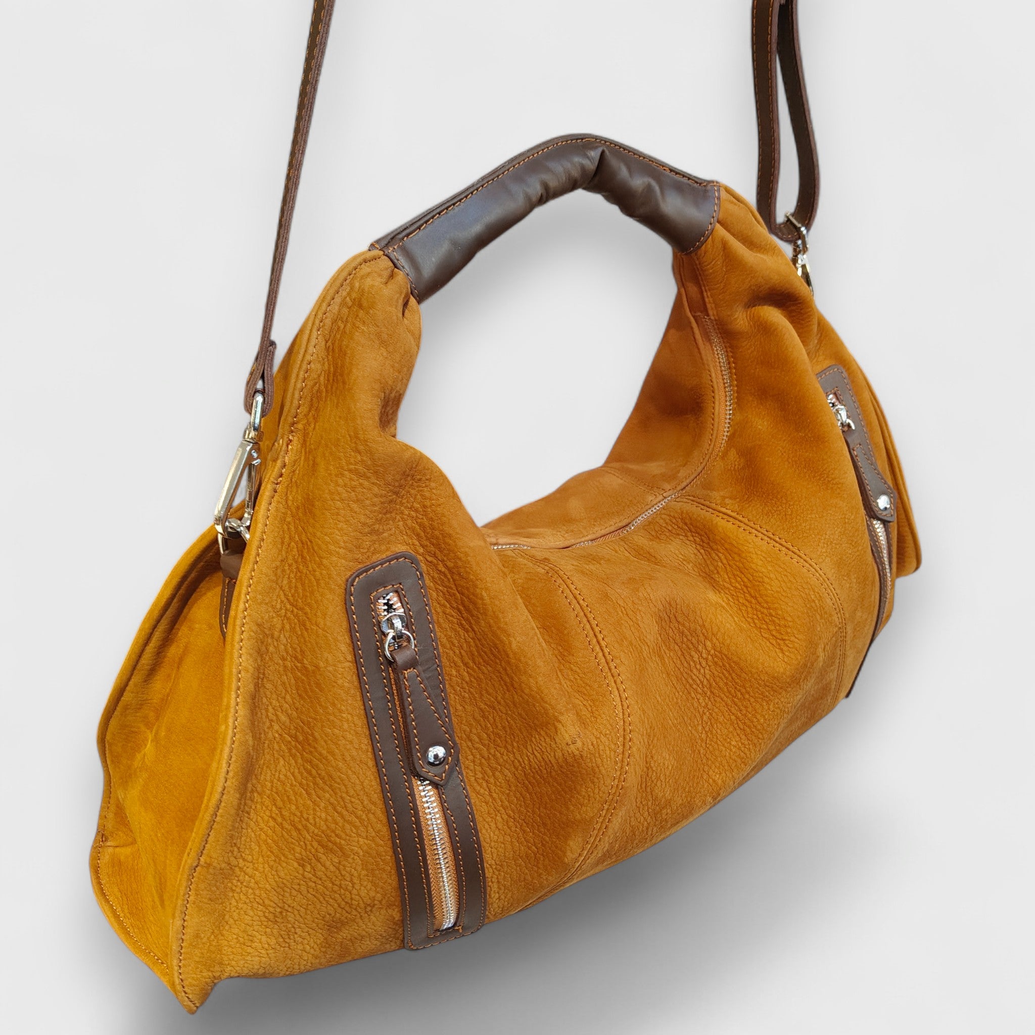 Pelletteria Pelle Nuda Milano, Artigianato Italiano, Vera pelle, Negozio borse donna, Melisa in nabuk marrone