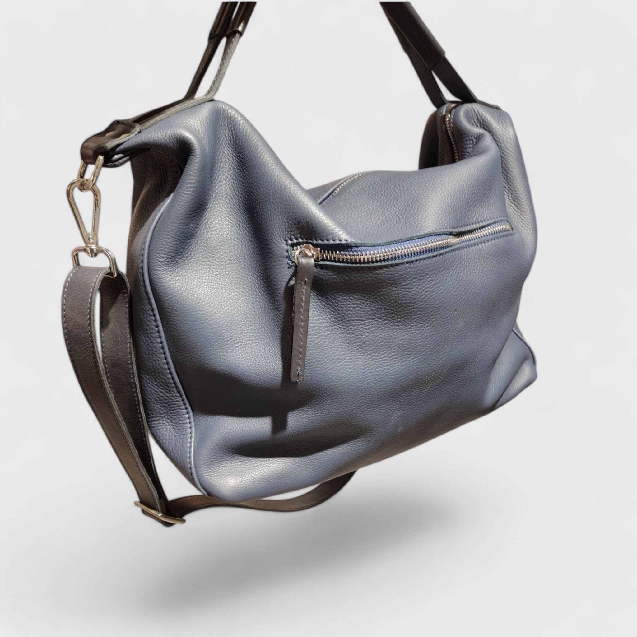 Pelletteria Pelle Nuda Milano, Artigianato Italiano, Vera Pelle, Negozio borse donna, Natalia blu