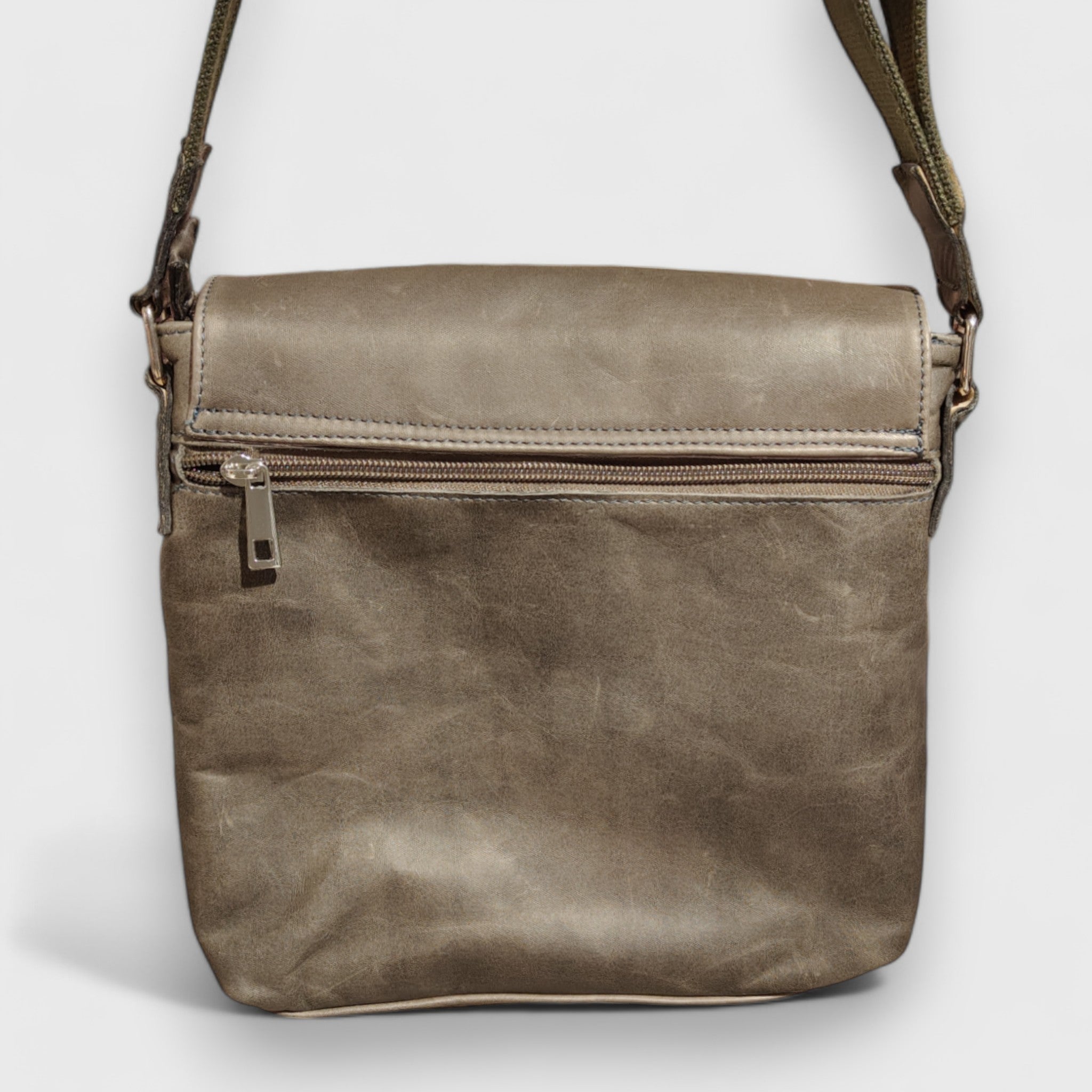 Pelletteria Pelle Nuda Milano, Artigianato Italiano, vera pelle, borsa uomo, Palermo verde