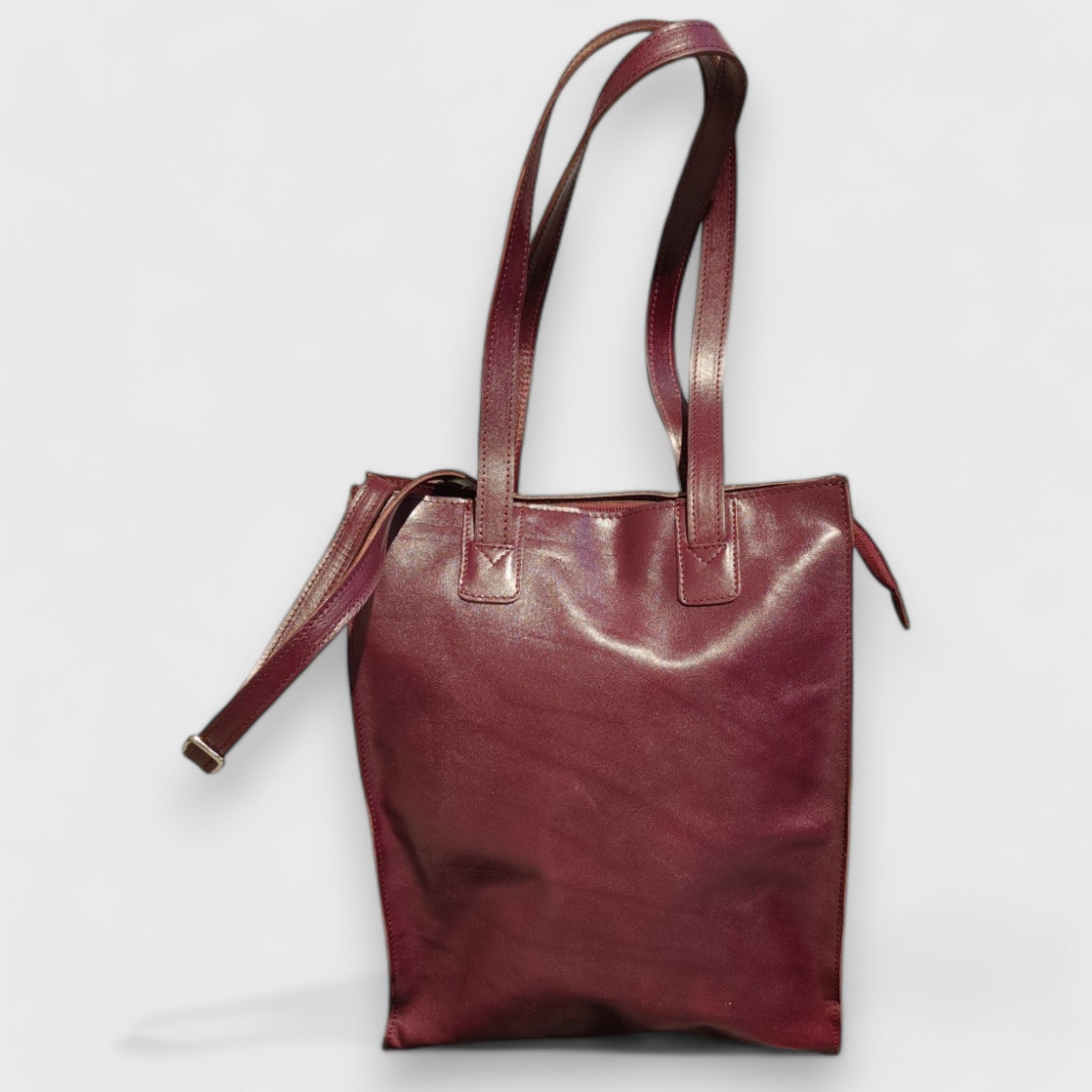 Pelletteria Pelle Nuda Milano, Artigianato italiano, vera pelle, borsa donna, shopper, Simona bordeaux