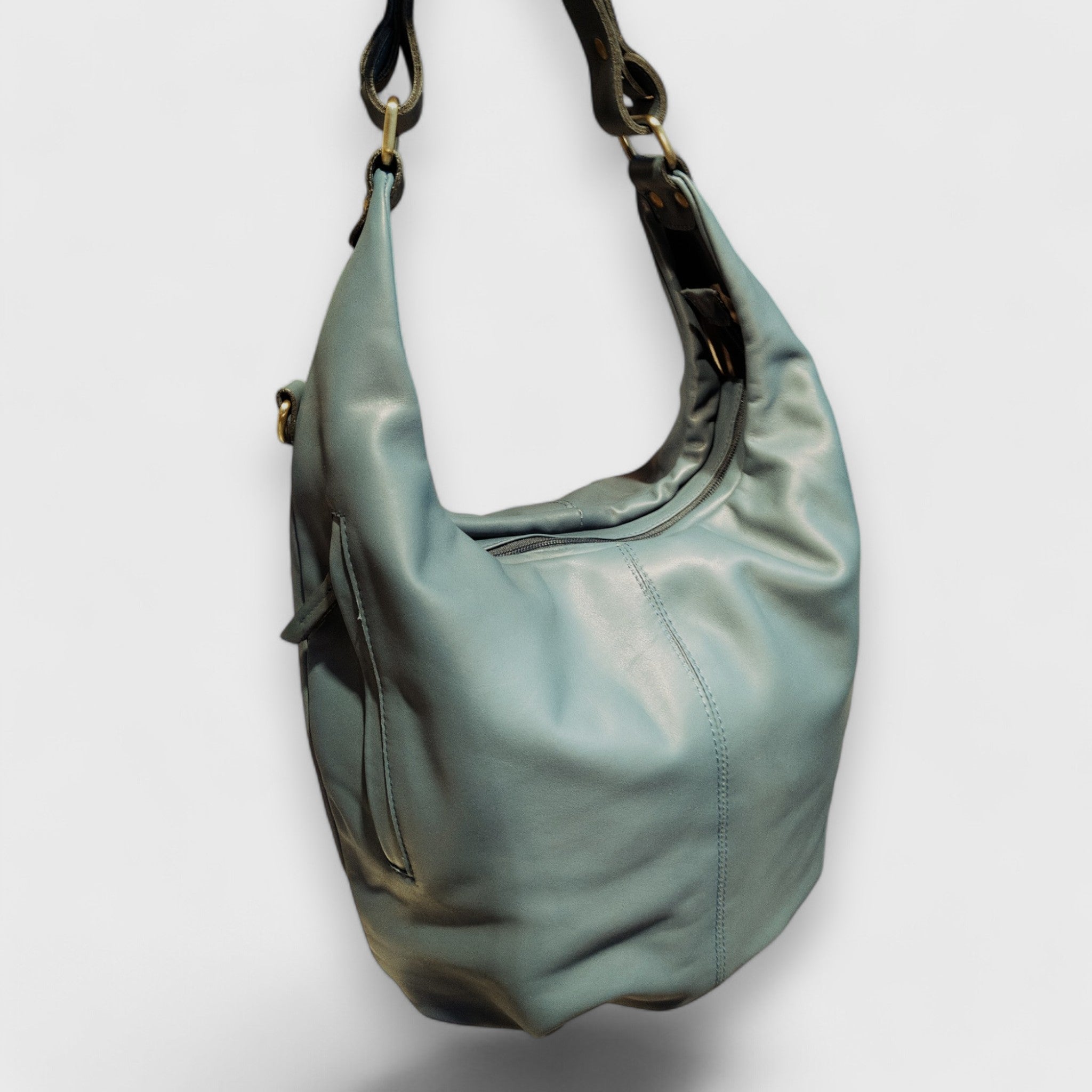 Pelletteria Pelle Nuda Milano, Artigianato italiano, vera pelle, Negozio borse donna, Sacca Croce azzurro