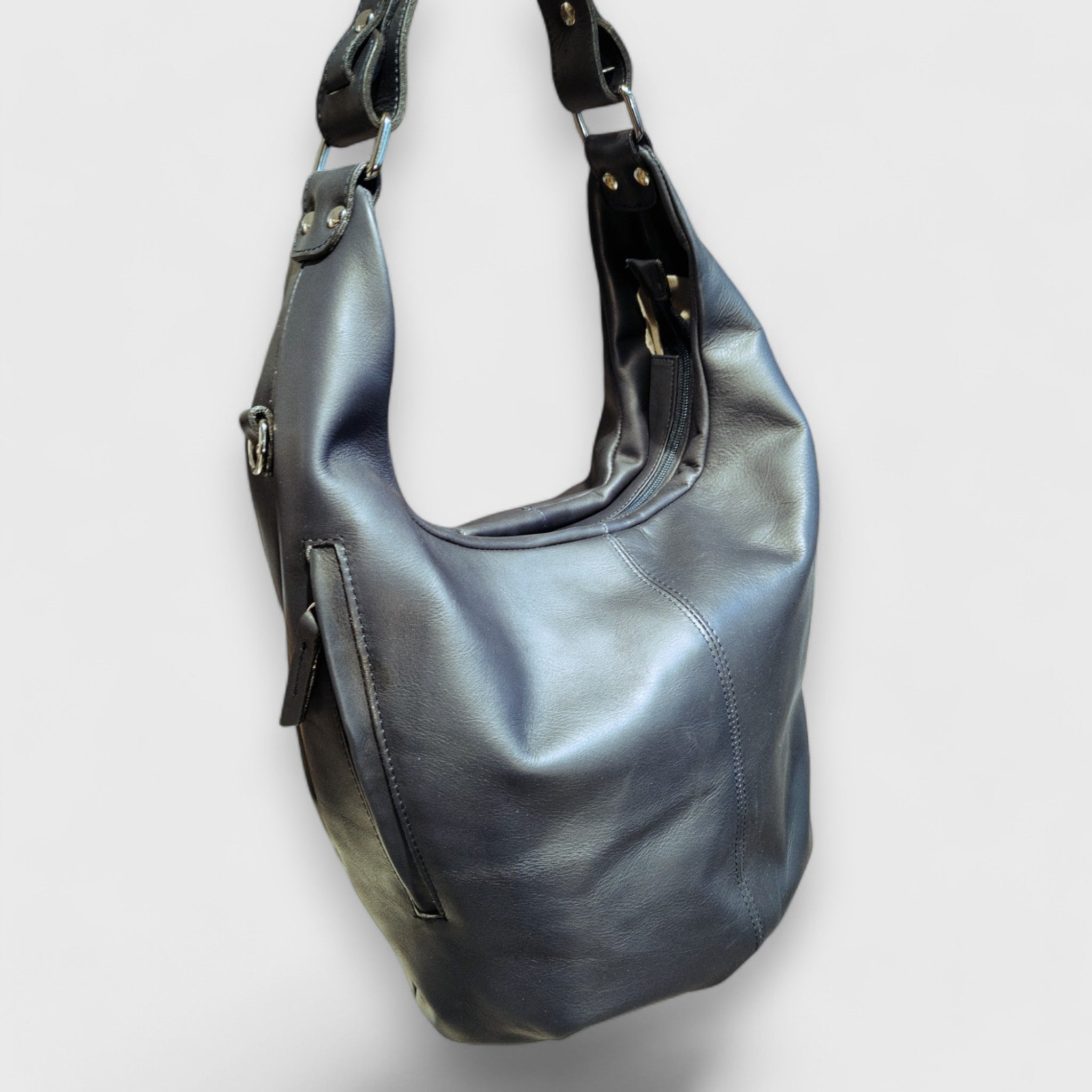 Pelletteria Pelle Nuda Milano, Artigianato italiano, vera pelle, Negozio borse donna, Sacca Croce blu