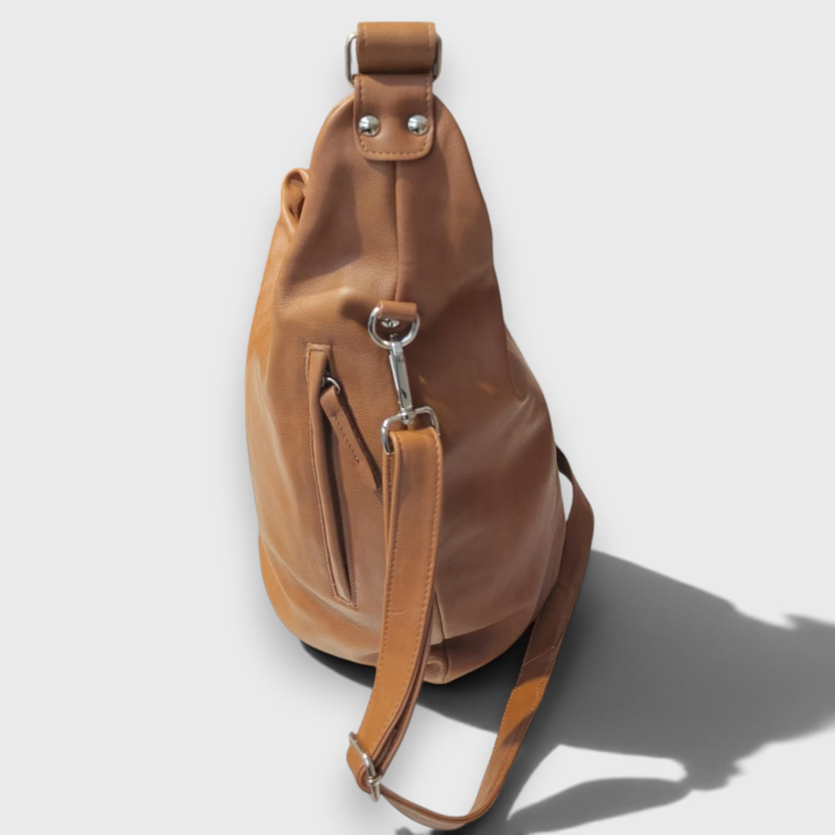 Pelletteria Pelle Nuda Milano, Vera pelle Italiana, Negozio borse donna, Sacca Croce cognac