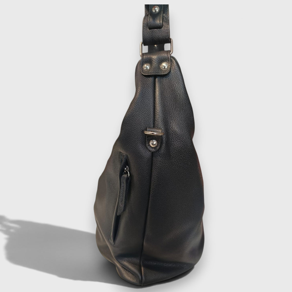 Pelletteria Pelle Nuda Milano, Vera pelle italiana, Negozio borse donna, Sacca Croce nero