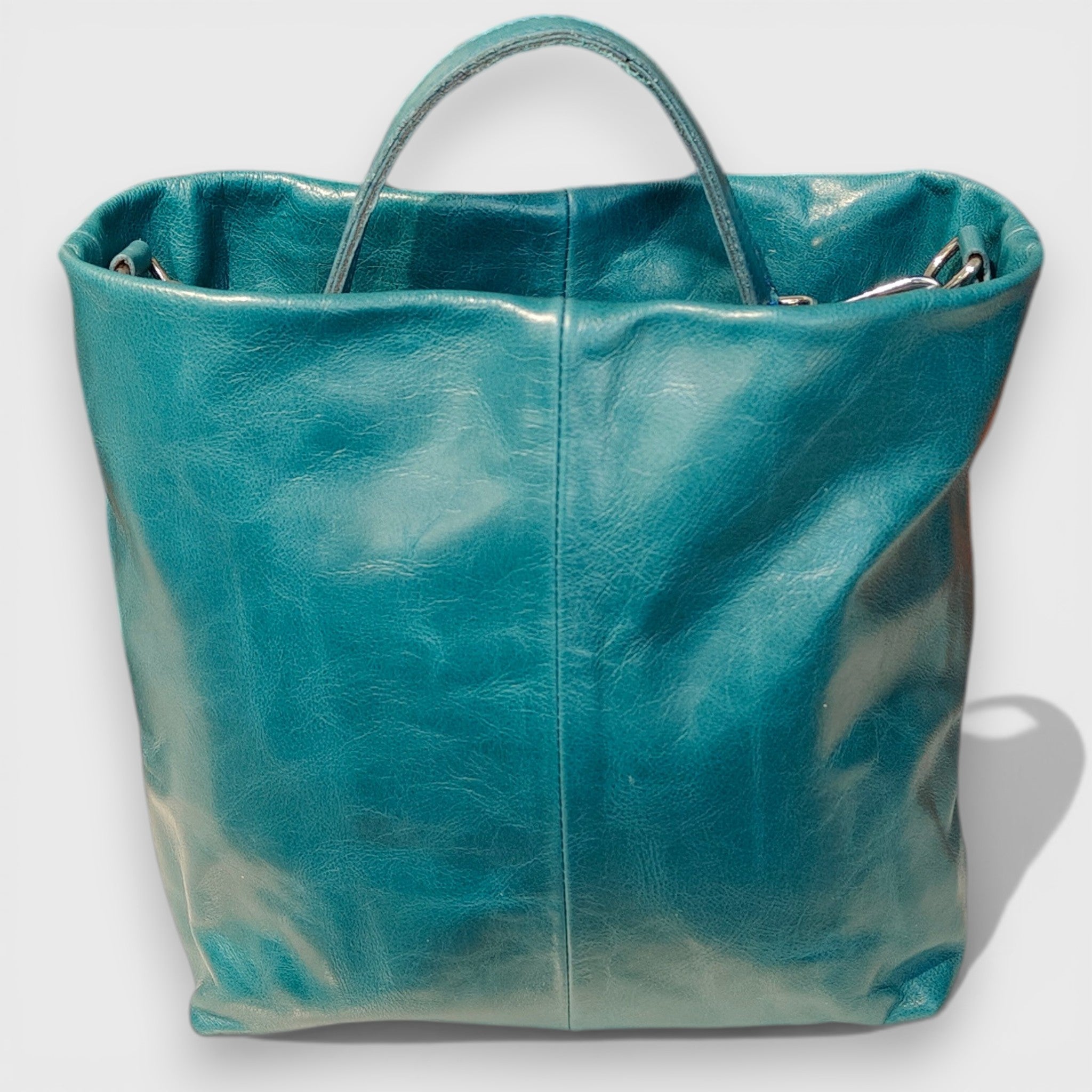 Pelletteria Pelle Nuda Milano, Artigianato Italiano, Vera Pelle, Negozio Borse donna, Sara petrolio