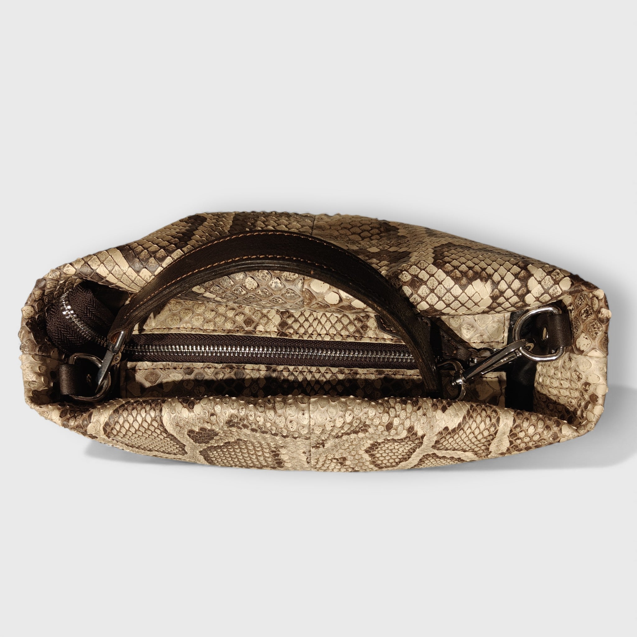 Pelletteria Pelle Nuda Milano, Artigianato Italiano, Vera pelle, Negozio Borse donna, Sara pitone