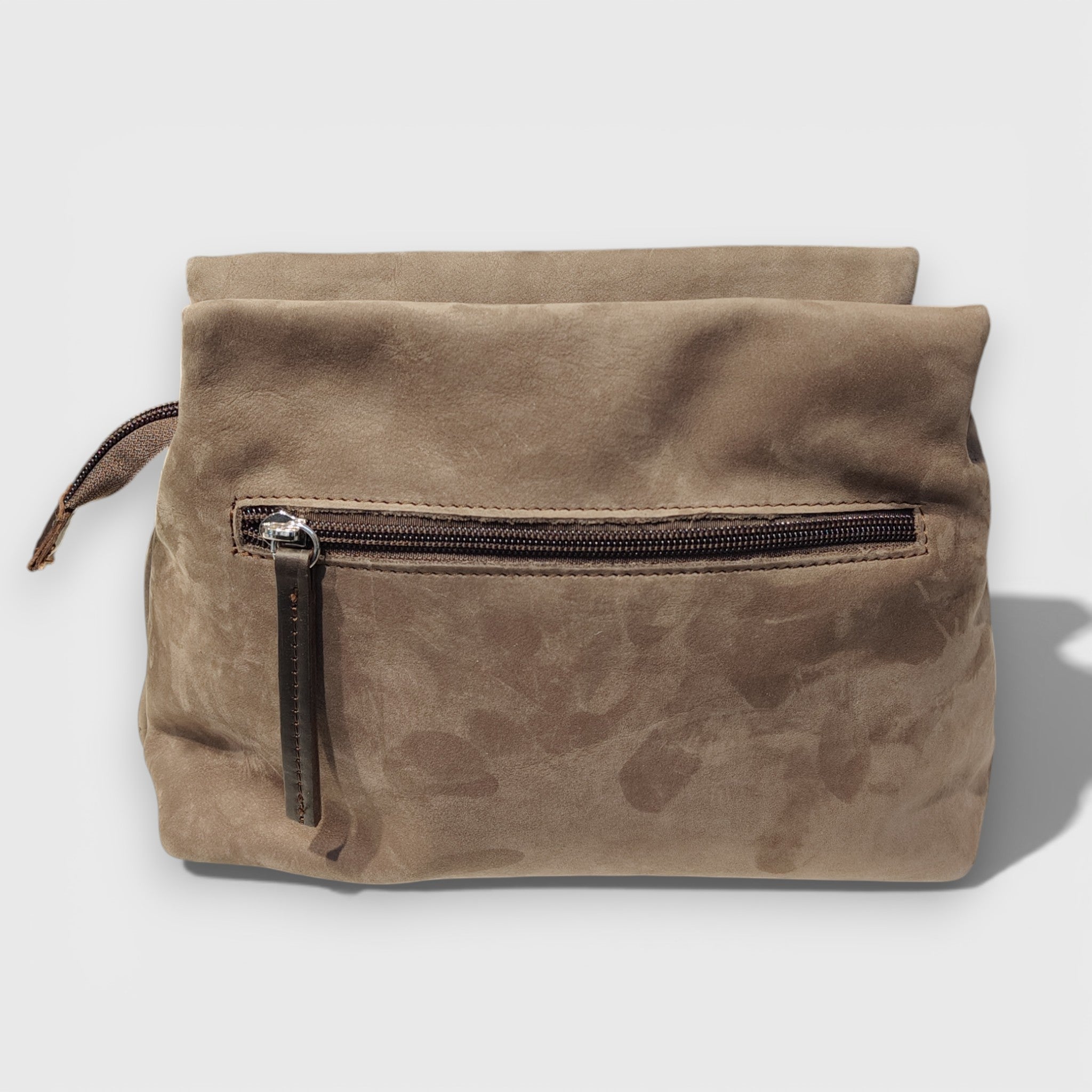 Pelletteria Pelle Nuda Milano, Artigianato italiano, Vera pelle, Negozio borse donna, Sbuffo marrone nabuk