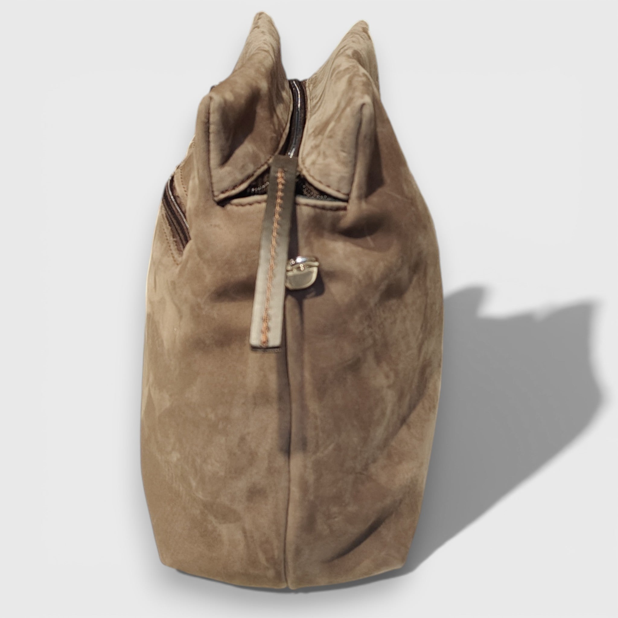 Pelletteria Pelle Nuda Milano, Artigianato italiano, Vera pelle, Negozio borse donna, Sbuffo marrone nabuk