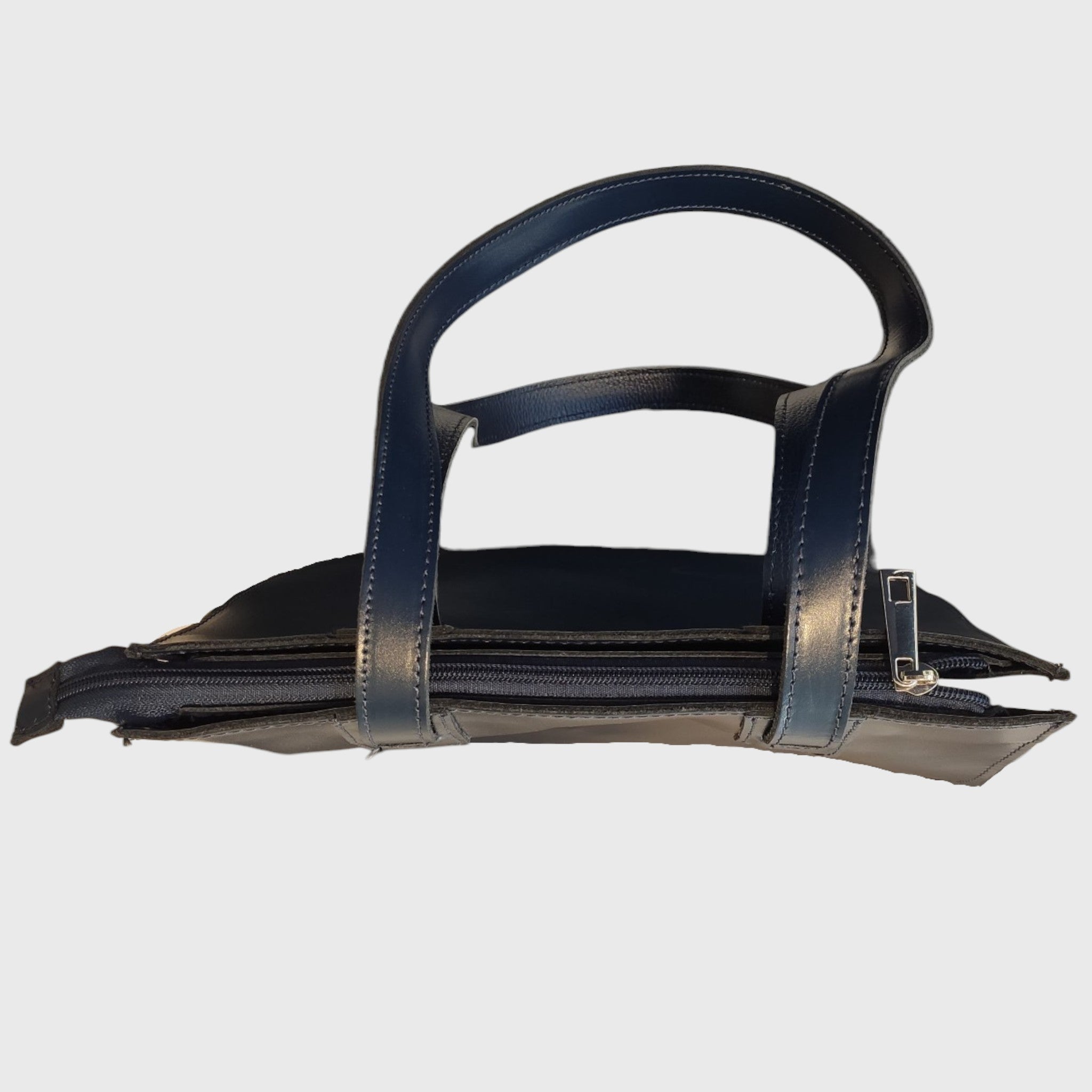 Pelletteria Pelle Nuda Milano, Artigianato italiano, borsa donna, vera pelle, Simona porta computer