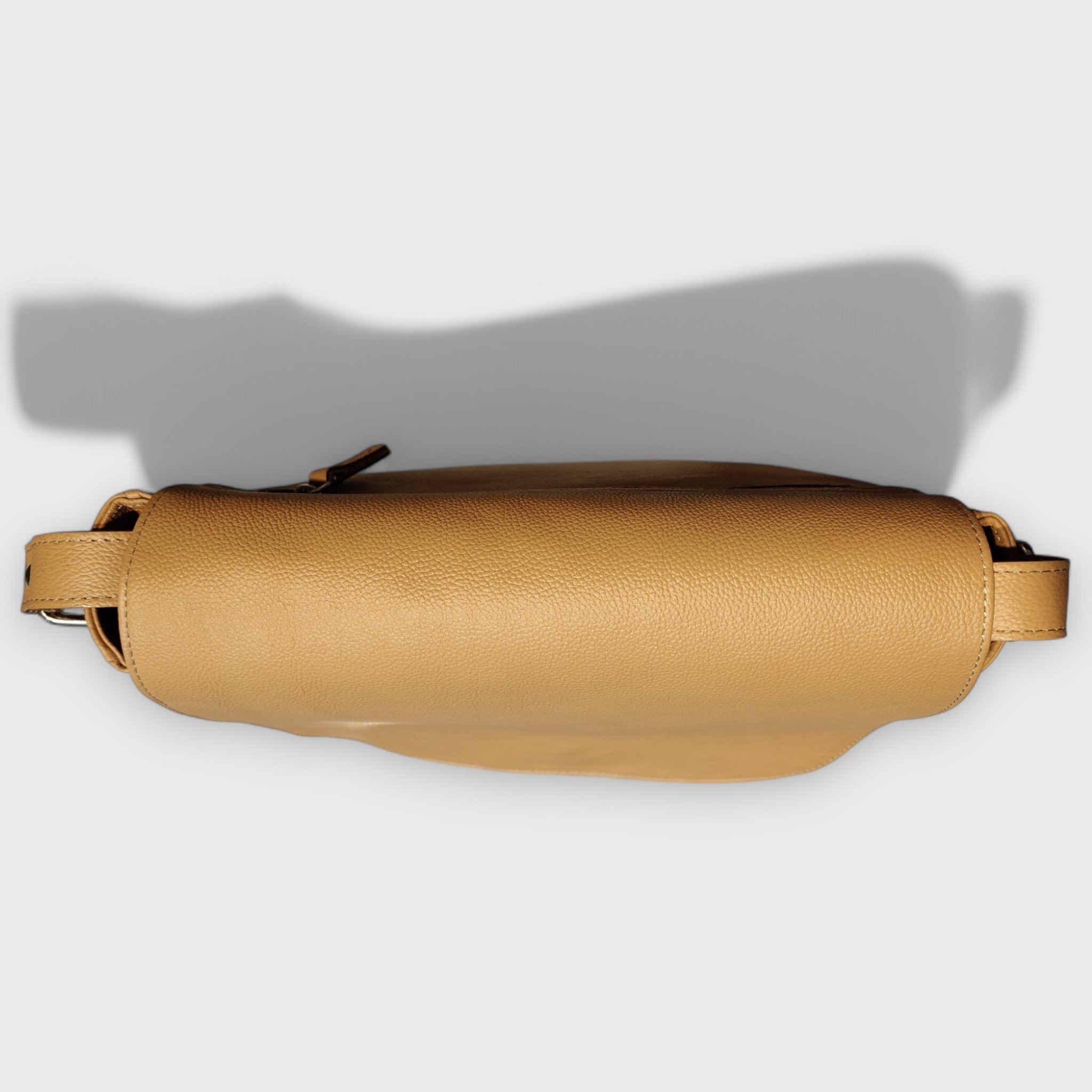 Pelletteria pelle Nuda Milano, Artigianato italiano, vera pelle, Negozio borse donna, Tolfa grande beige