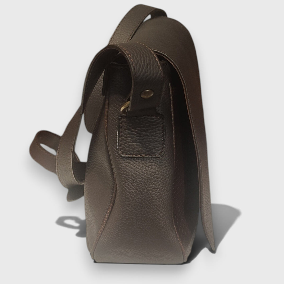 Pelletteria Pelle Nuda Milano, Vera pelle Italiana, Negozio borse donna, Tolfa grande marrone