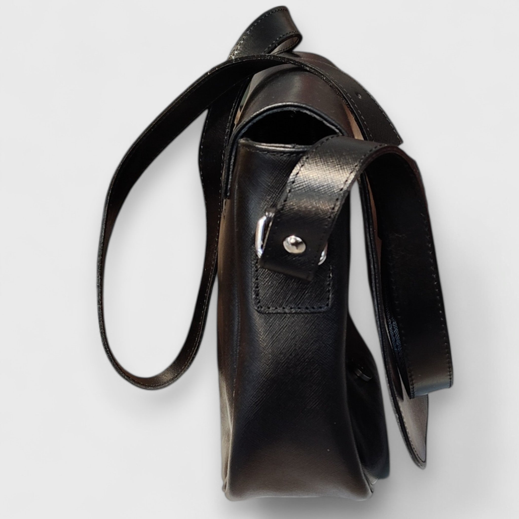 Pelletteria Pelle Nuda Milano, Artigianato Italiano, Vera pelle, Negozio borse donna, Tolfa Grande nero