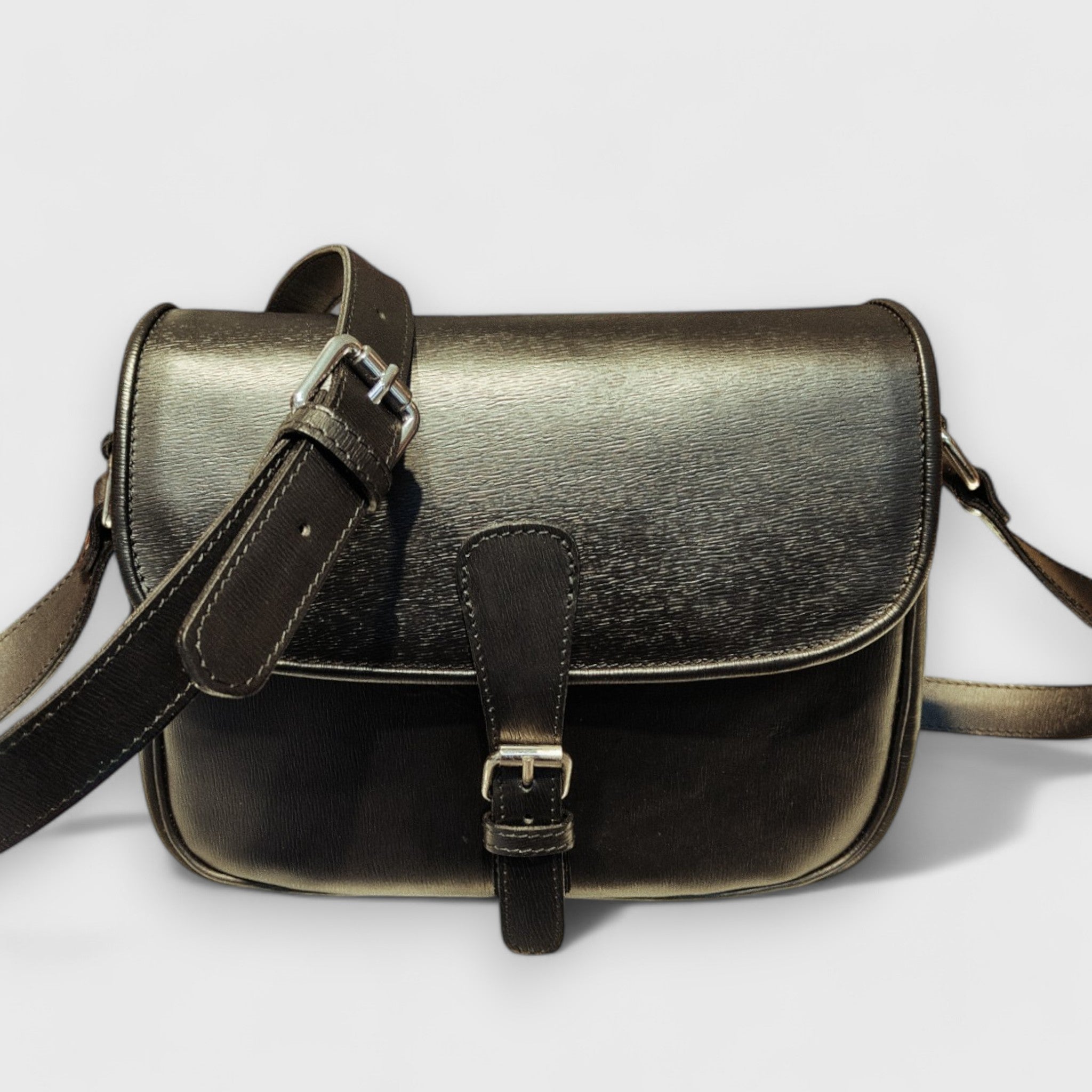 Pelletteria Pelle Nuda Milano, artigianato italiano, vera pelle, Negozio borse donna, Tolfa nero