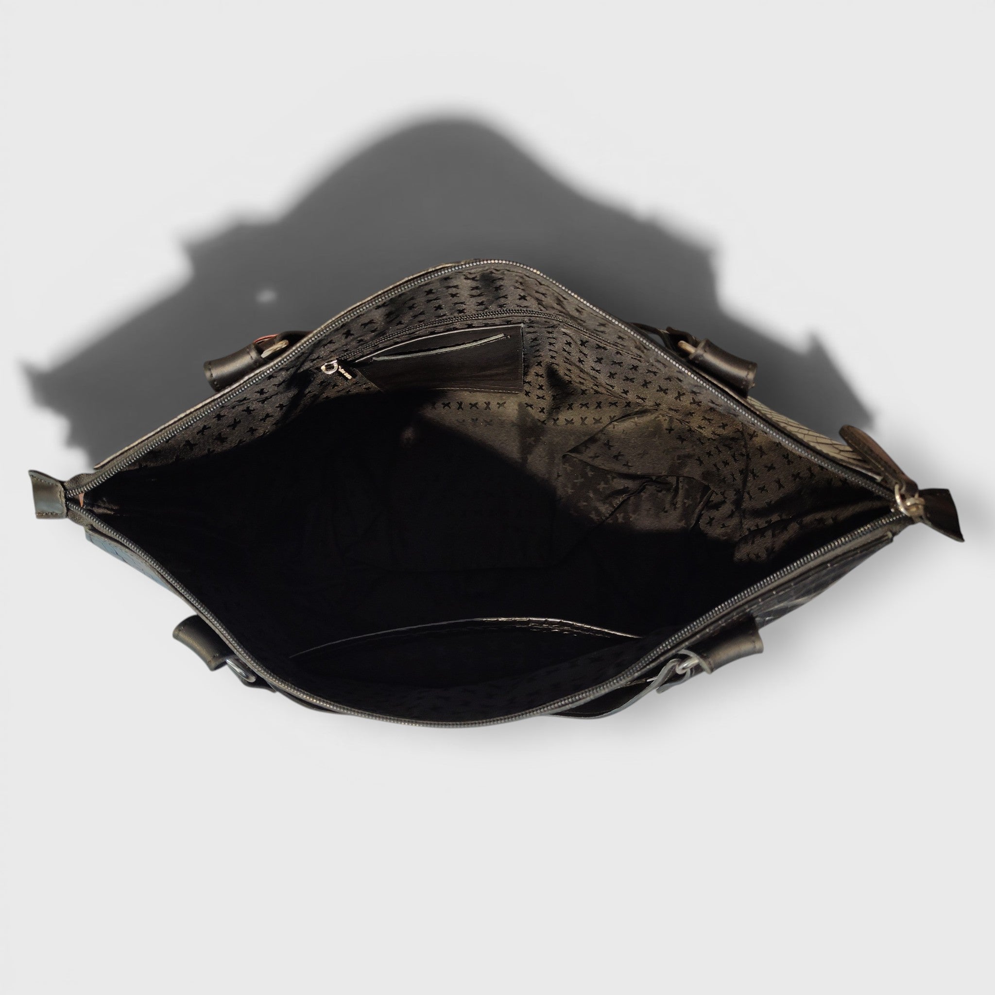 Pelletteria Pelle Nuda Milano, Vera pelle italiana, Negozio borse donna, Torino nero cocco