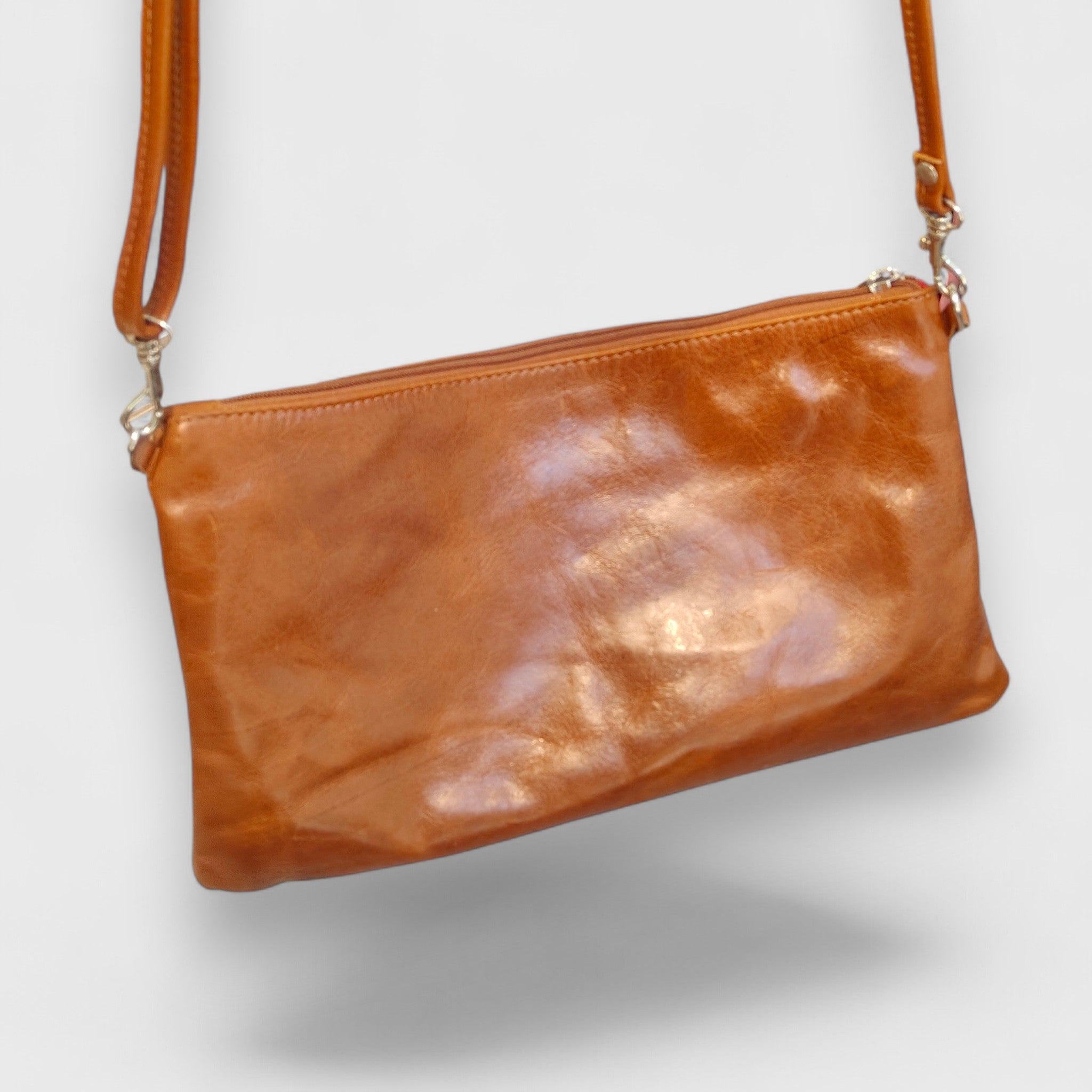 Pelletteria Pelle Nuda Milano, Vera pelle italiana, Negozio borse donna, tracolla asv marrone