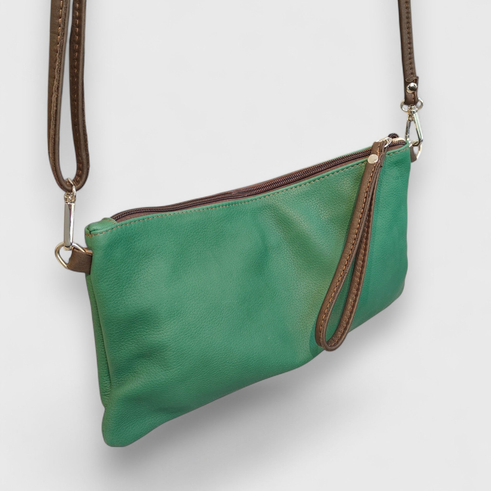 Pelletteria Pelle Nuda Milano, Vera pelle italiana, Borse donna, Tracolla asv verde