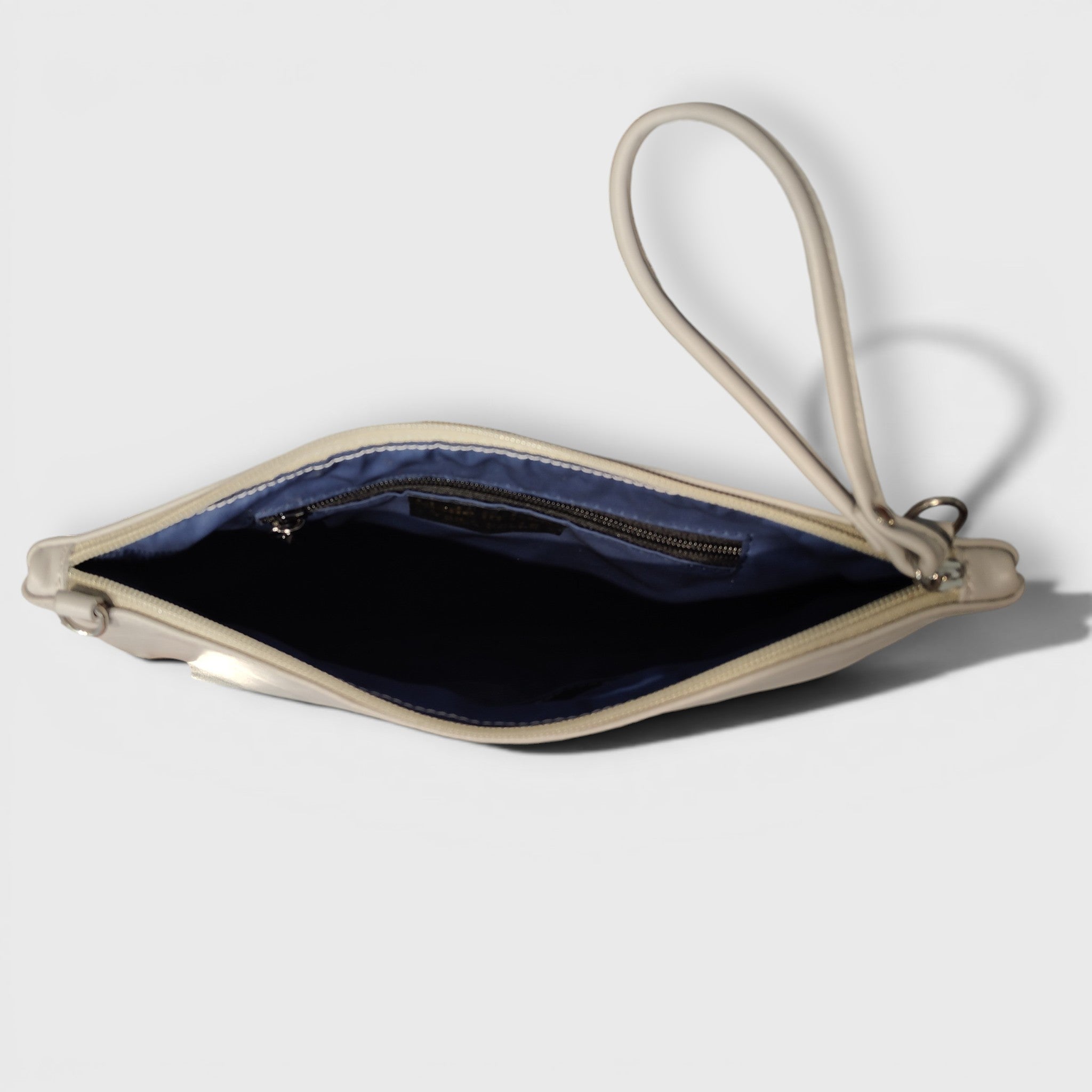 Pelletteria Pelle Nuda Milano, Vera pelle Italiana, Negozio borse donna, Trousse Clara grigio