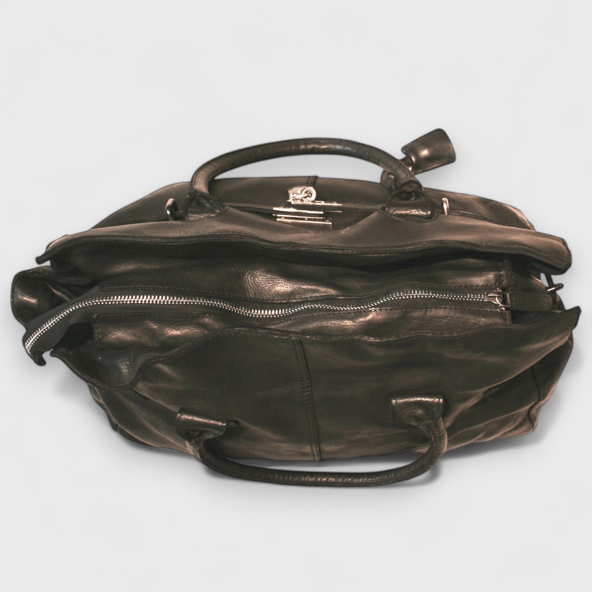 Pelletteria Pelle Nuda Milano, Artigianato Italiano, Vera pelle, Negozio borse donna, Vip cuoio lavato nero