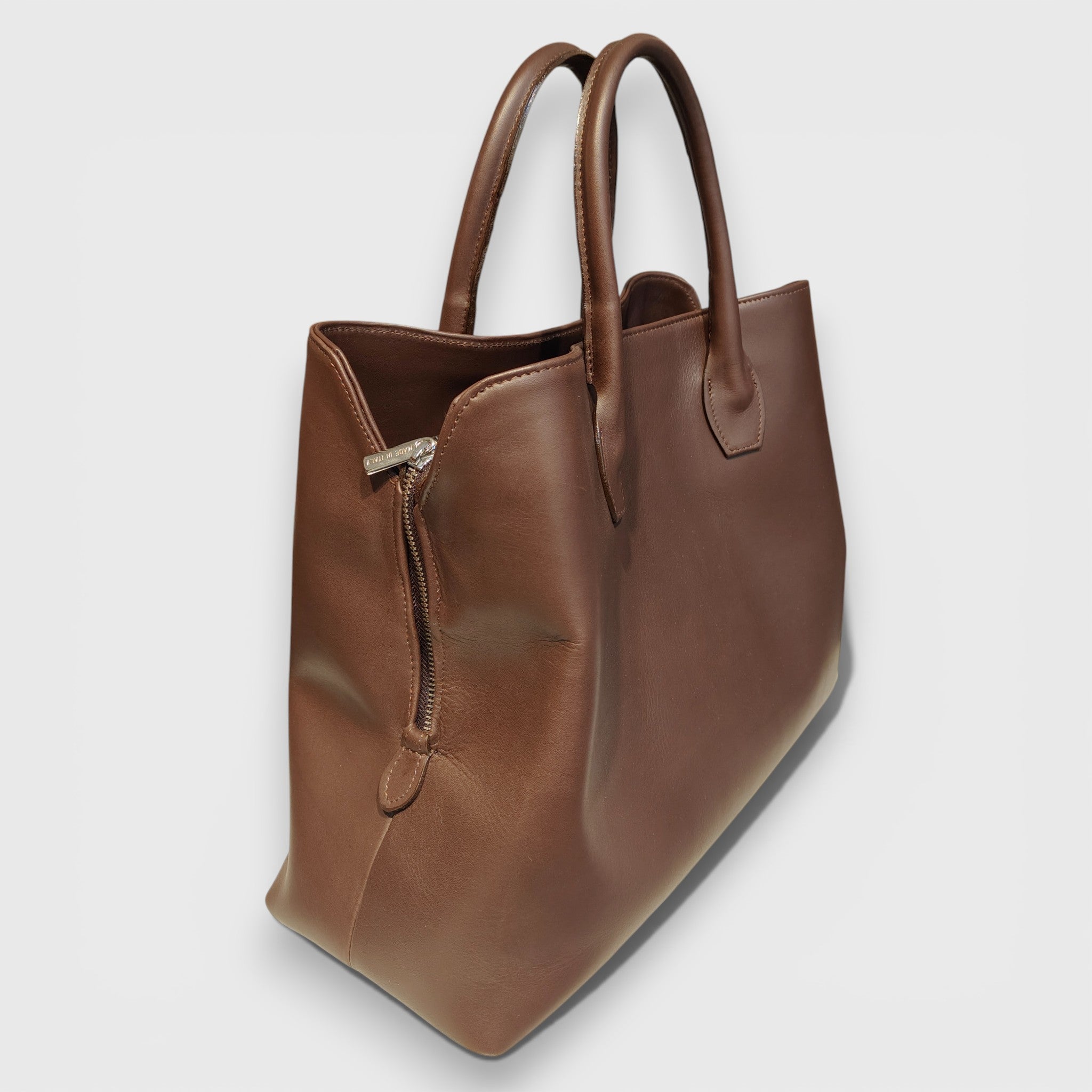 Pelletteria Pelle Nuda Milano, Artigianato Italiano, Vera pelle, Negozio borse donna, Venezia marrone