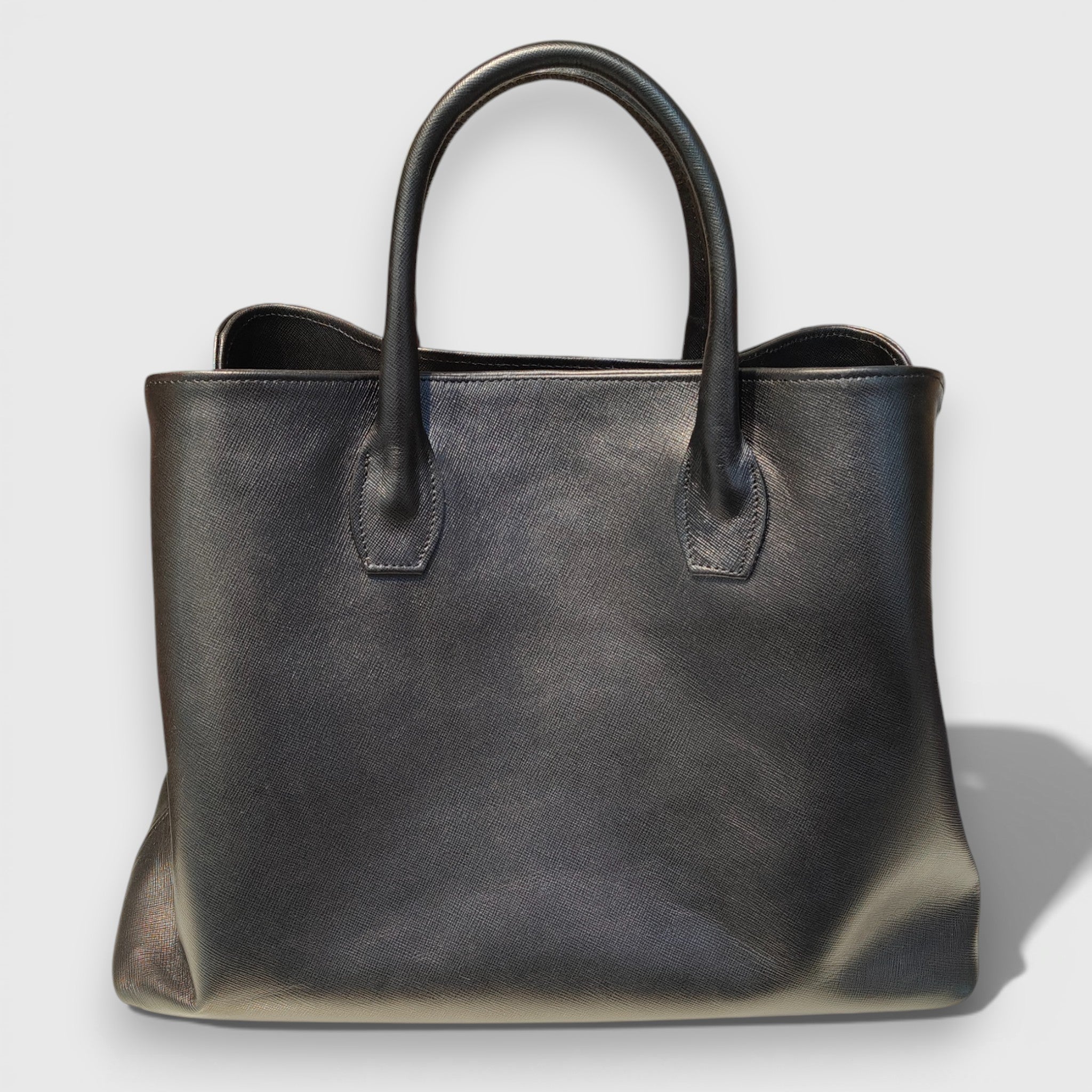 Pelletteria Pelle Nuda Milano, Artigianato Italiano, Vera pelle, Negozio borse donna, Venezia nero