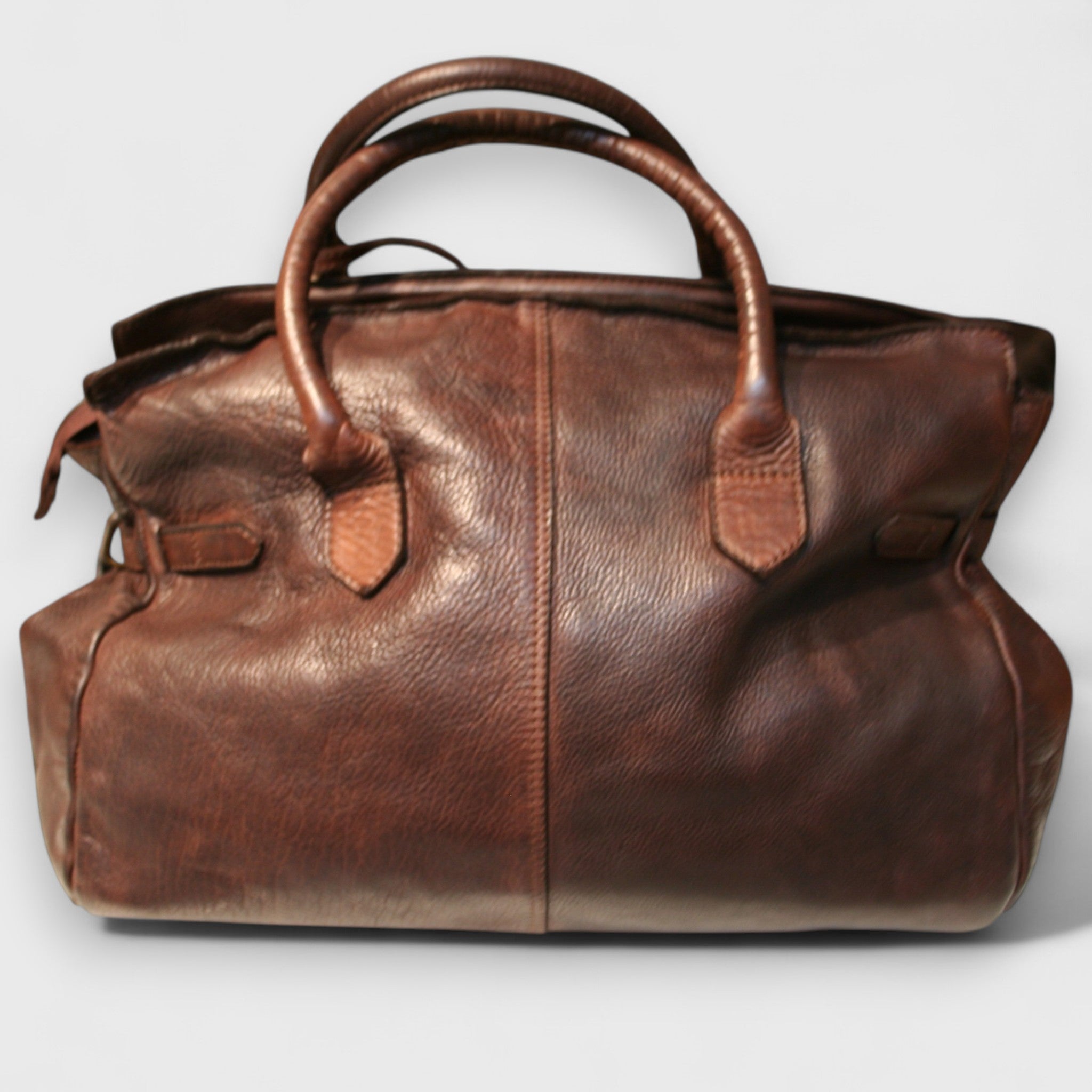 Pelletteria Pelle Nuda Milano, Artigianato Italiano, Vera pelle, Negozio borse donna, Vip cuoio lavato marrone