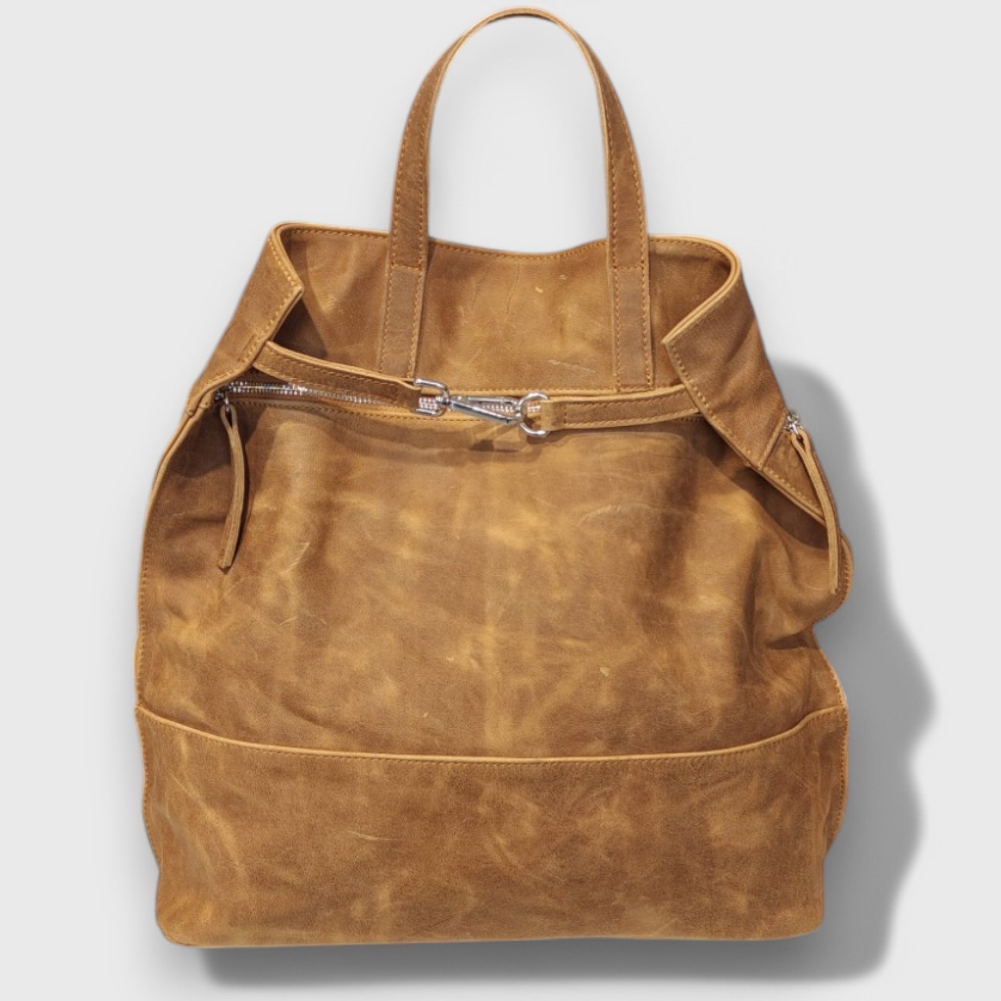 Pelletteria Pelle Nuda Milano, Artigianato Italiano, Vera pelle, Negozio borse donna, Zaino Angoli Marrone