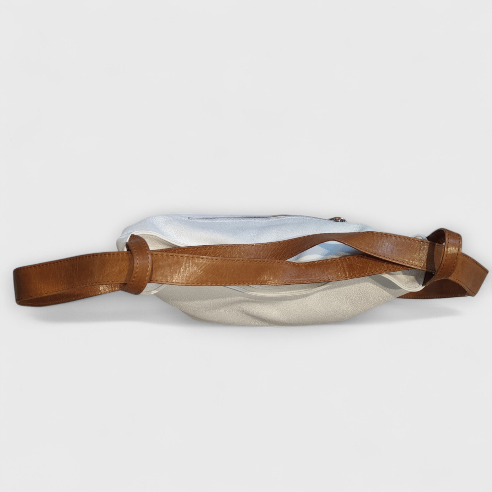 Pelletteria Pelle Nuda Milano, Artigianato Italiano, Vera Pelle, Negozio borse donna, Zaino Roma bianco