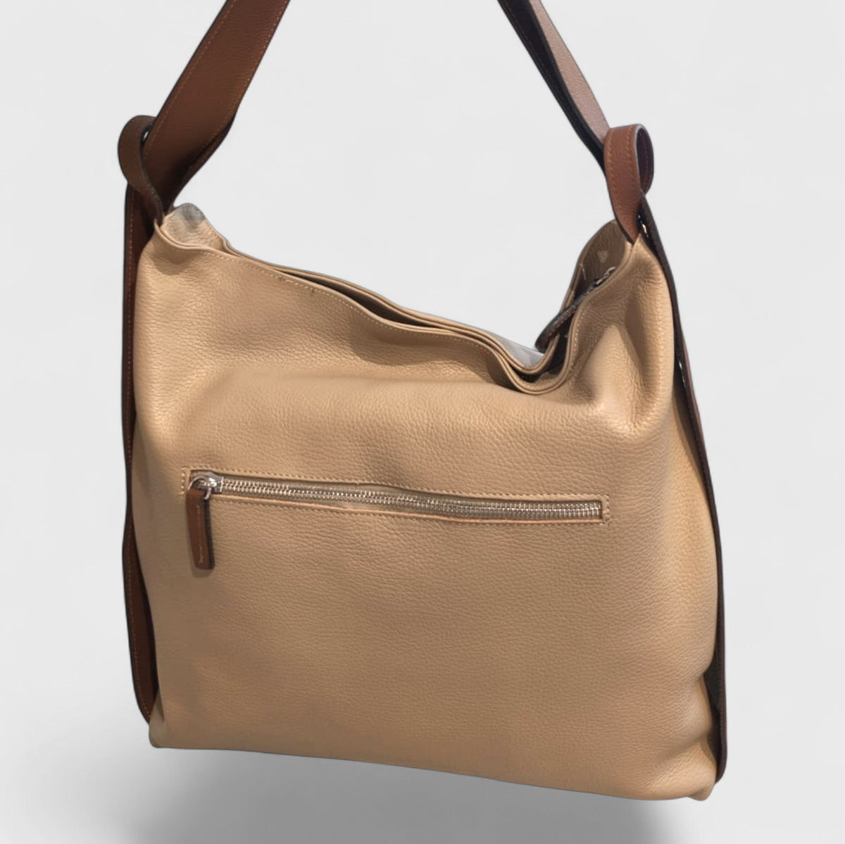 Pelletteria Pelle Nuda Milano, Vera pelle Italiana, Negozio borse donna, Zaino Roma beige
