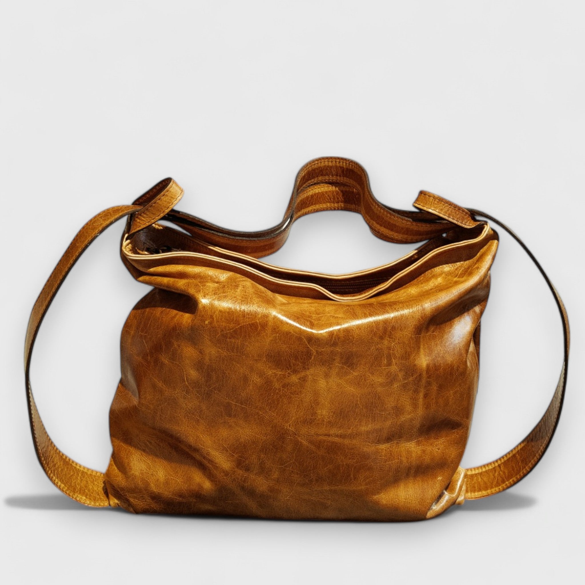 Pelletteria Pelle Nuda Milano, Artigianato italiano, vera pelle, borsa donna, zaino Roma miele