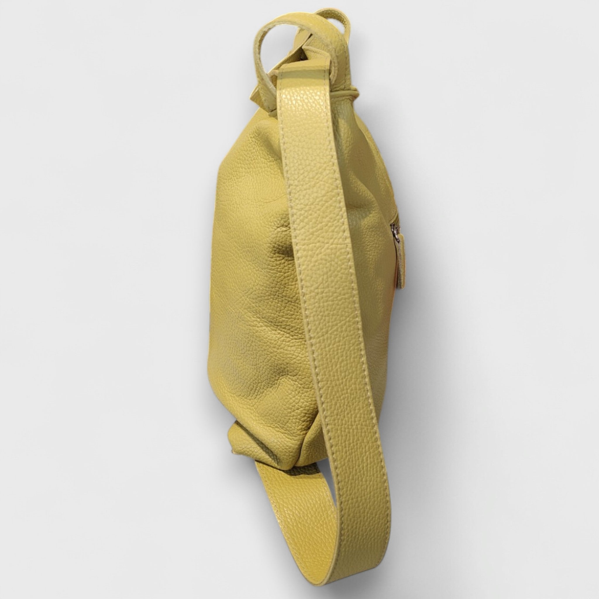 Pelletteria Pelle Nuda Milano, Artigianato Italiano, Vera Pelle, Negozio borse donna, Zaino Roma verde