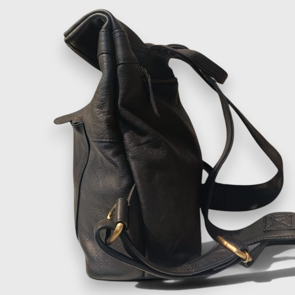Pelletteria Pelle Nuda Milano, Vera pelle Italiana, Negozio borse donna, Zaino Allen nero