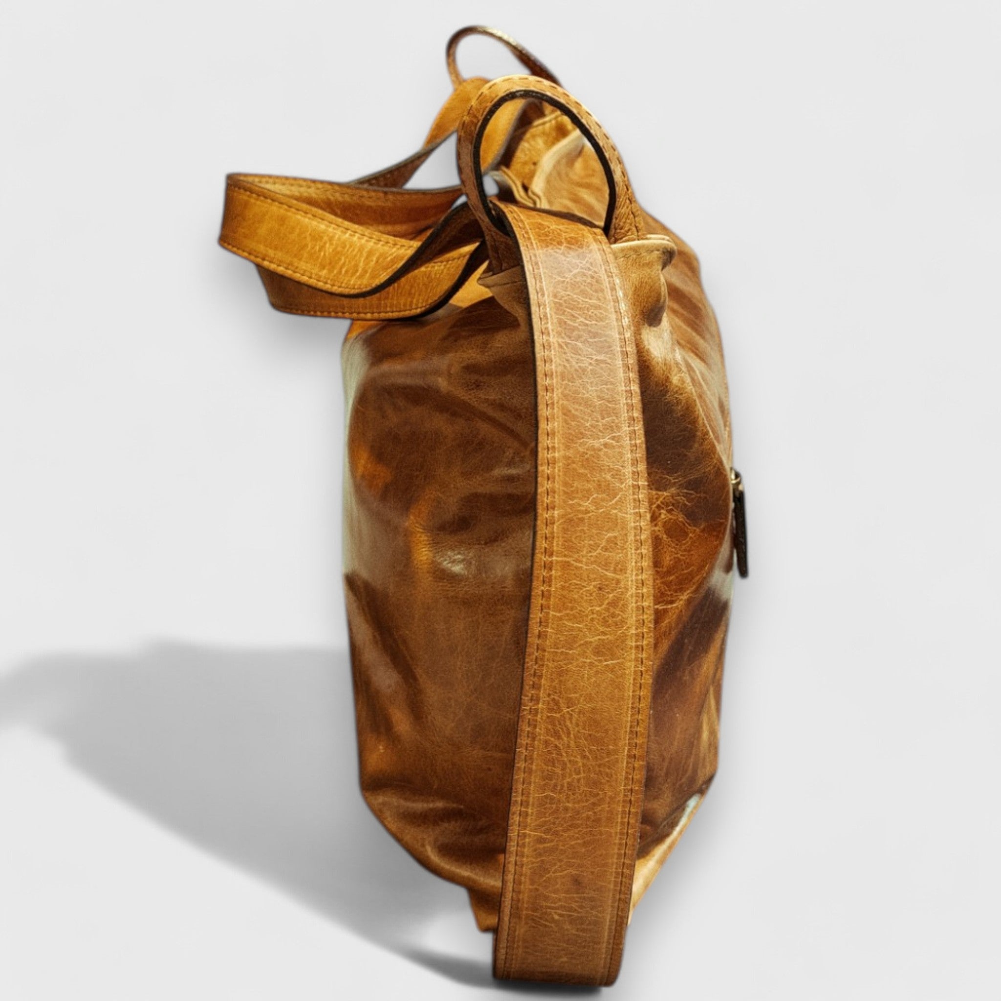 Pelletteria Pelle Nuda Milano, Artigianato italiano, vera pelle, borsa donna, zaino Roma miele