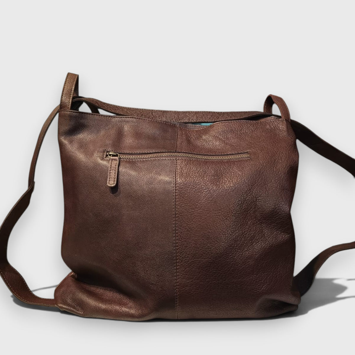 Pelletteria Pelle Nuda Milano, Vera pelle italiana, Negozio borse donna, Zaino Roma testa di moro