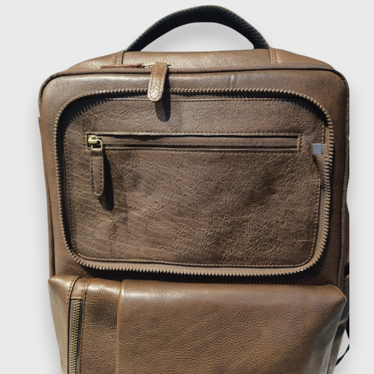 Pelletteria Pelle Nuda Milano, Vera pelle Italiana, Negozio borse uomo donna, Zaino travel marrone