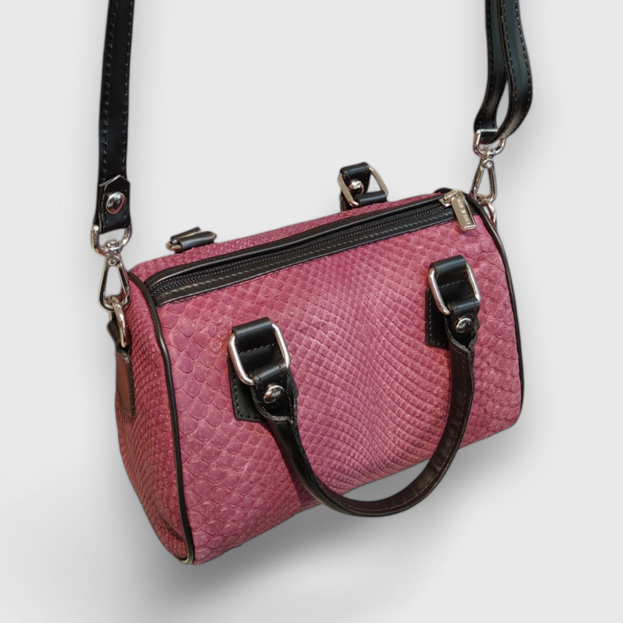 Pelletteria Pelle Nuda Milano, artigianato italiano, vera pelle, negozio borse donna, Bauletto mini rosa